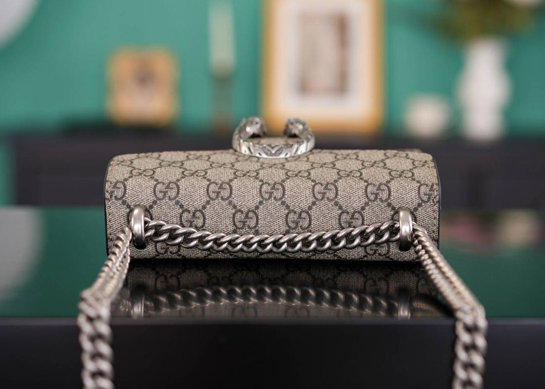 🥯GG Dionysus系列经典酒神 老花黑 20cm GG家长青款，酒神里面的经典基础款 出镜率非常高 简直是穿搭利器 官方款号 421970 尺寸：20x15x5cm