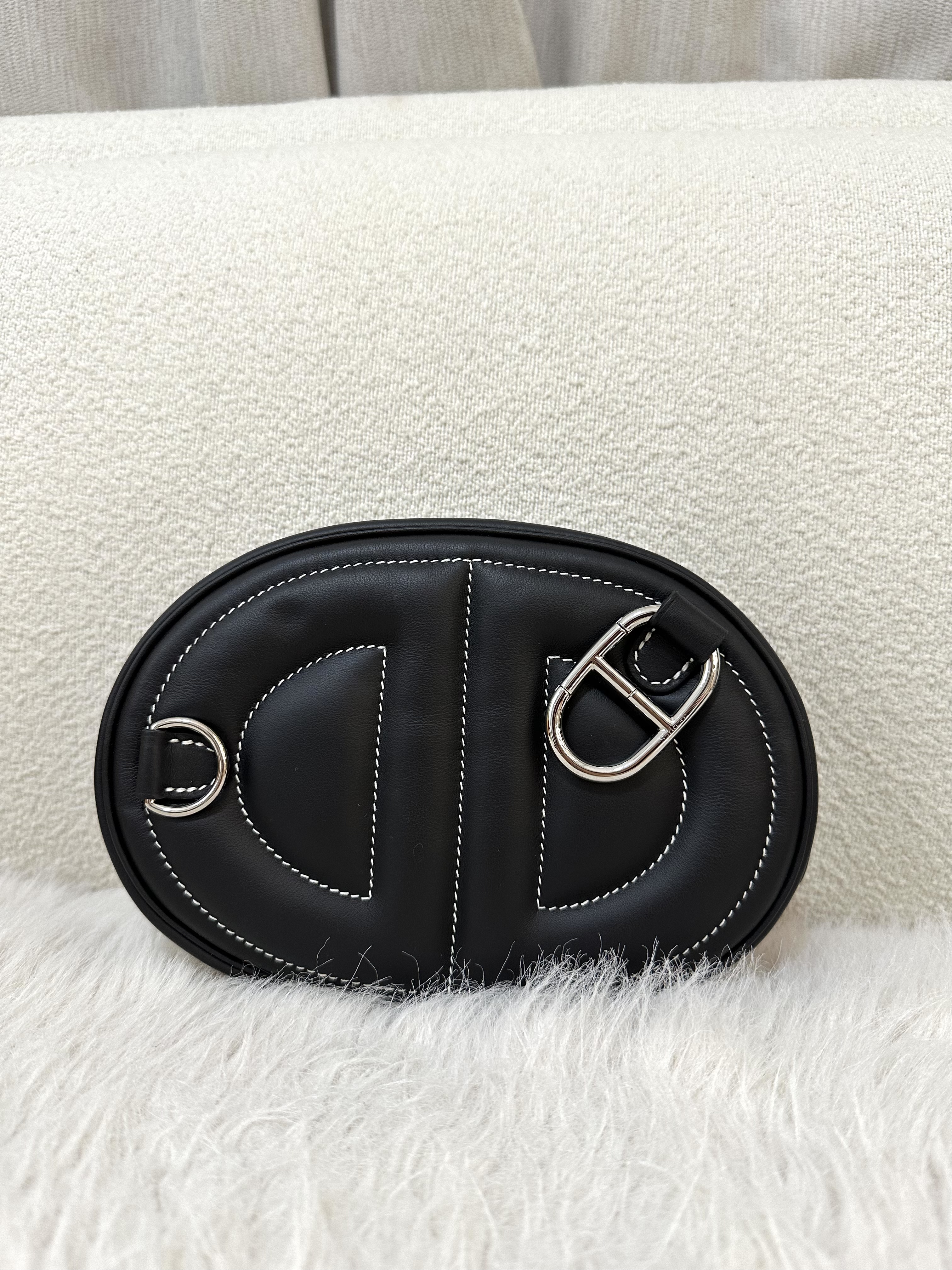 Pre-owned Hermès In-The-Loop Belt Bag/ Stamp Z/ Product Code: 26022130