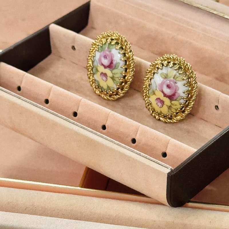 Floral Clip Earrings (C035)