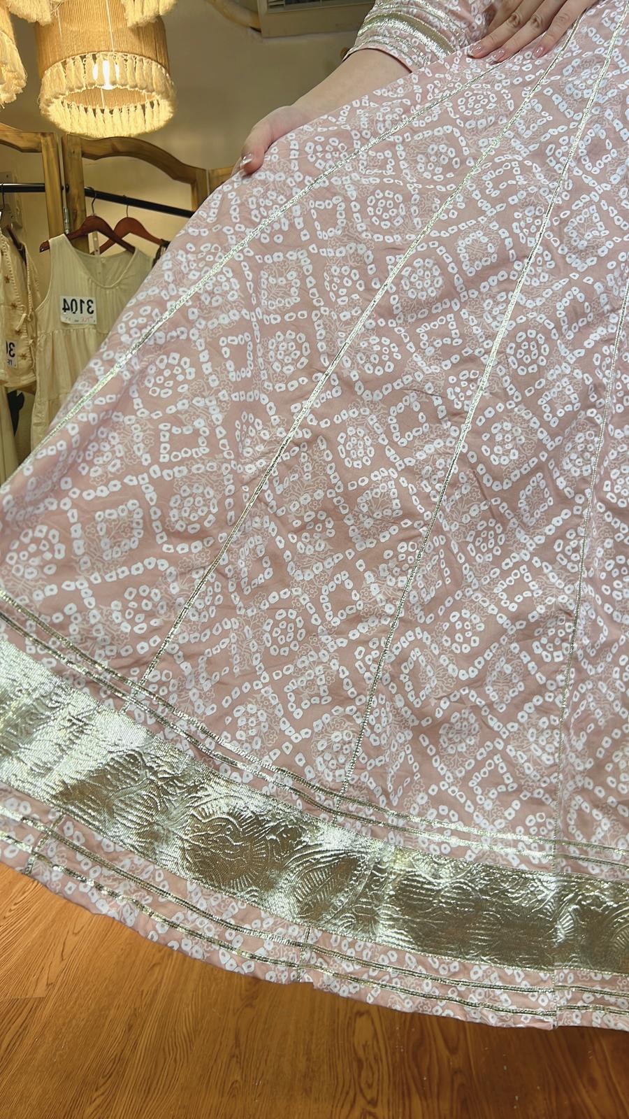 3137 Dusty Pink Emb. OP