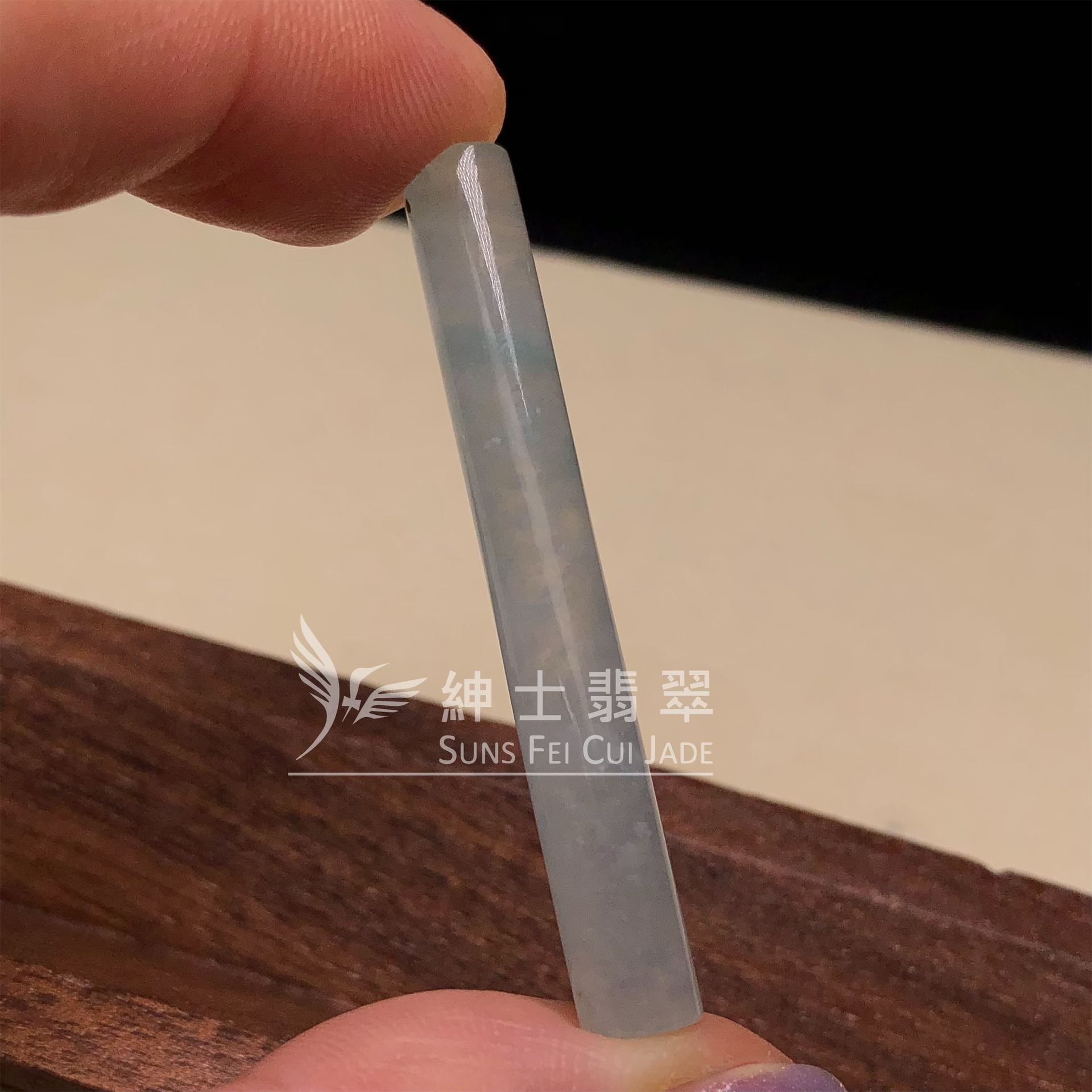 B08588  飄翠玉柱 