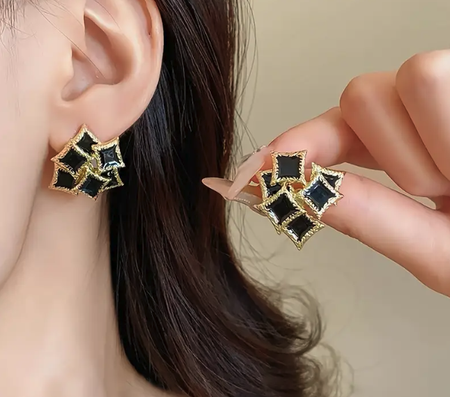 Geometric Gold-Edge Cluster Earrings