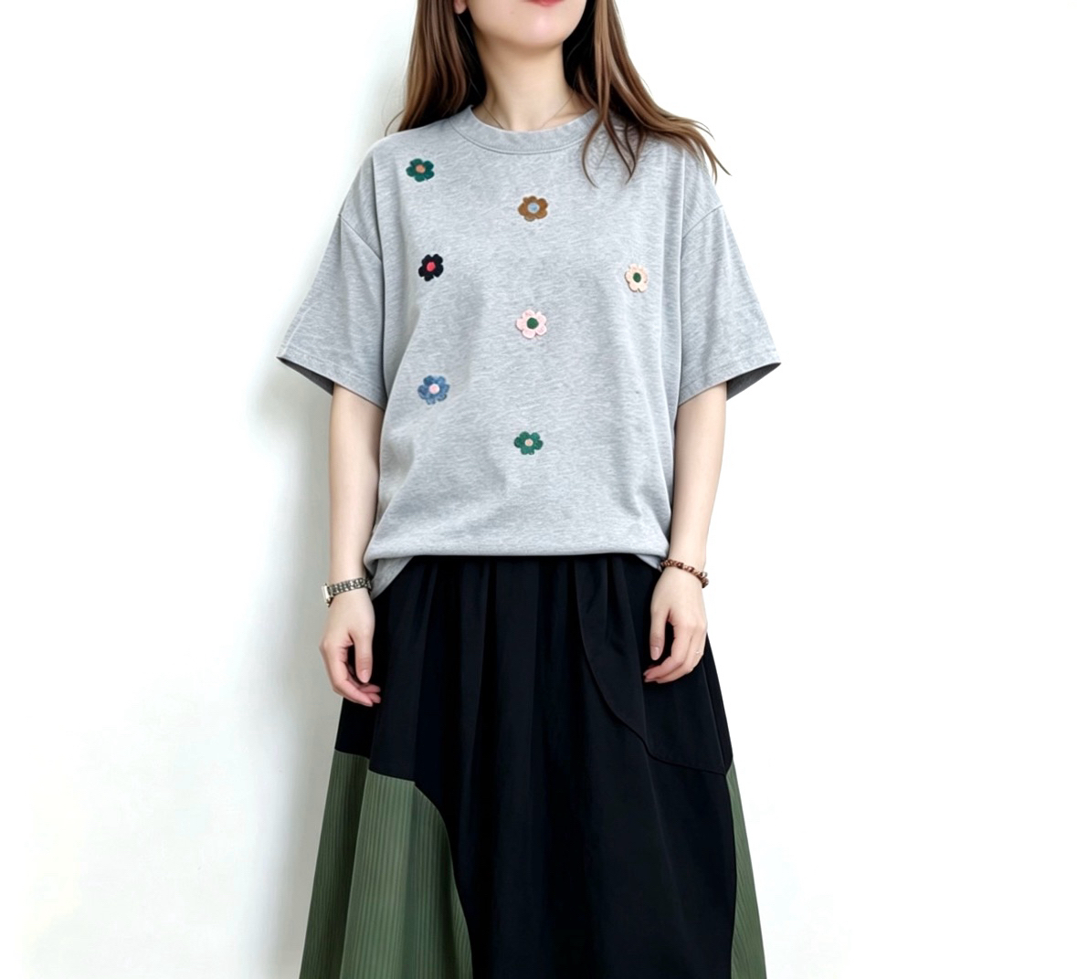 ☀️夏日優惠☀️ 日系刺繡彩花Tee