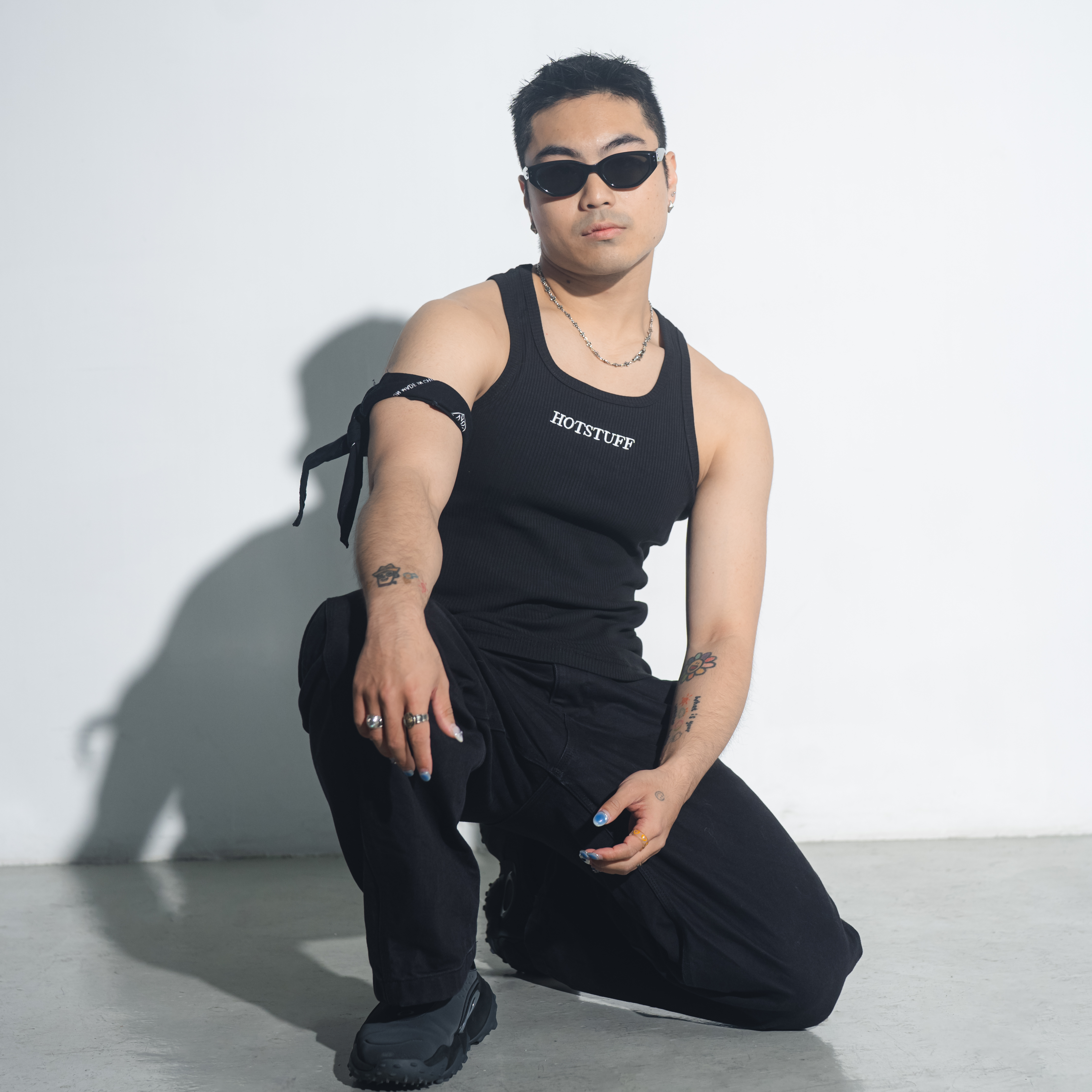 HOTSTUFF LOGO TANK-TOP