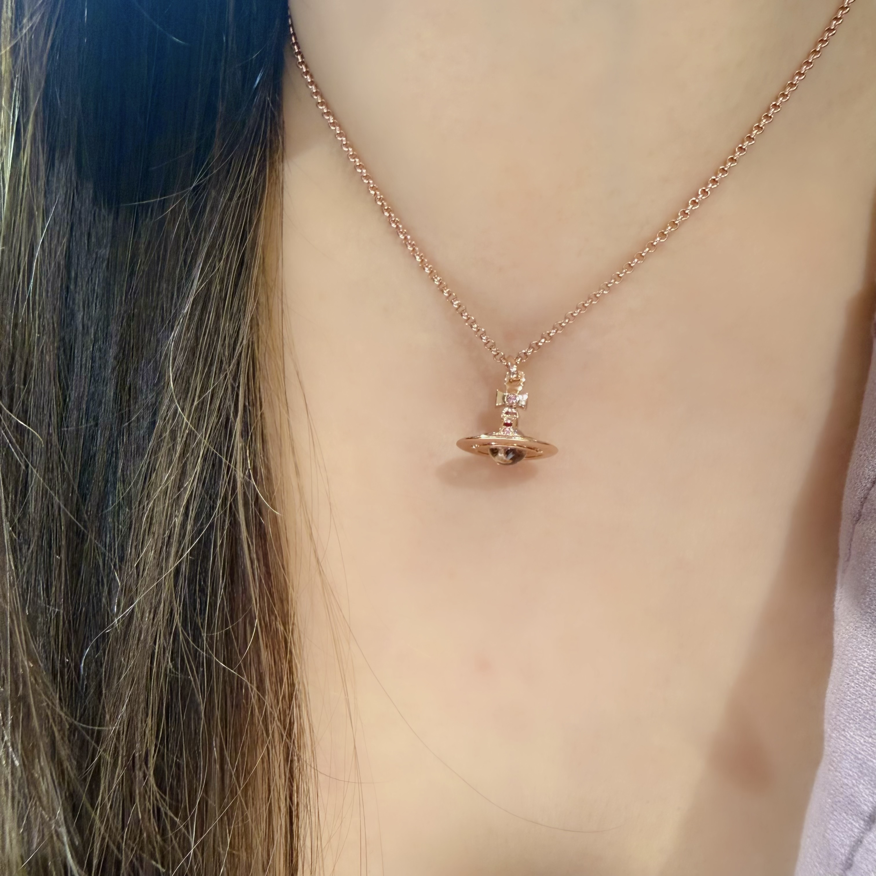 Vivienne Westwood mini 3d necklace RG