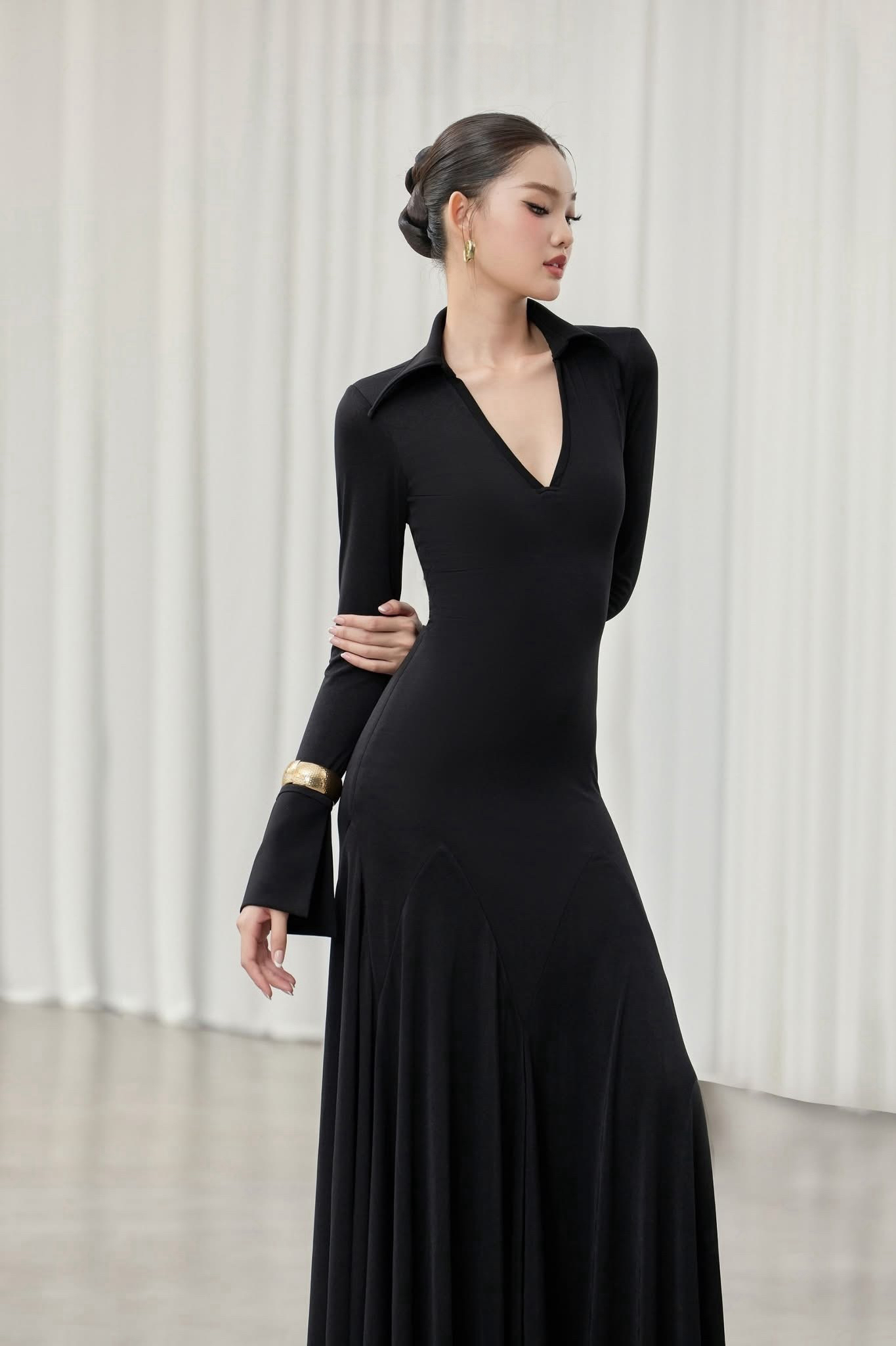 Noir Vela Dress