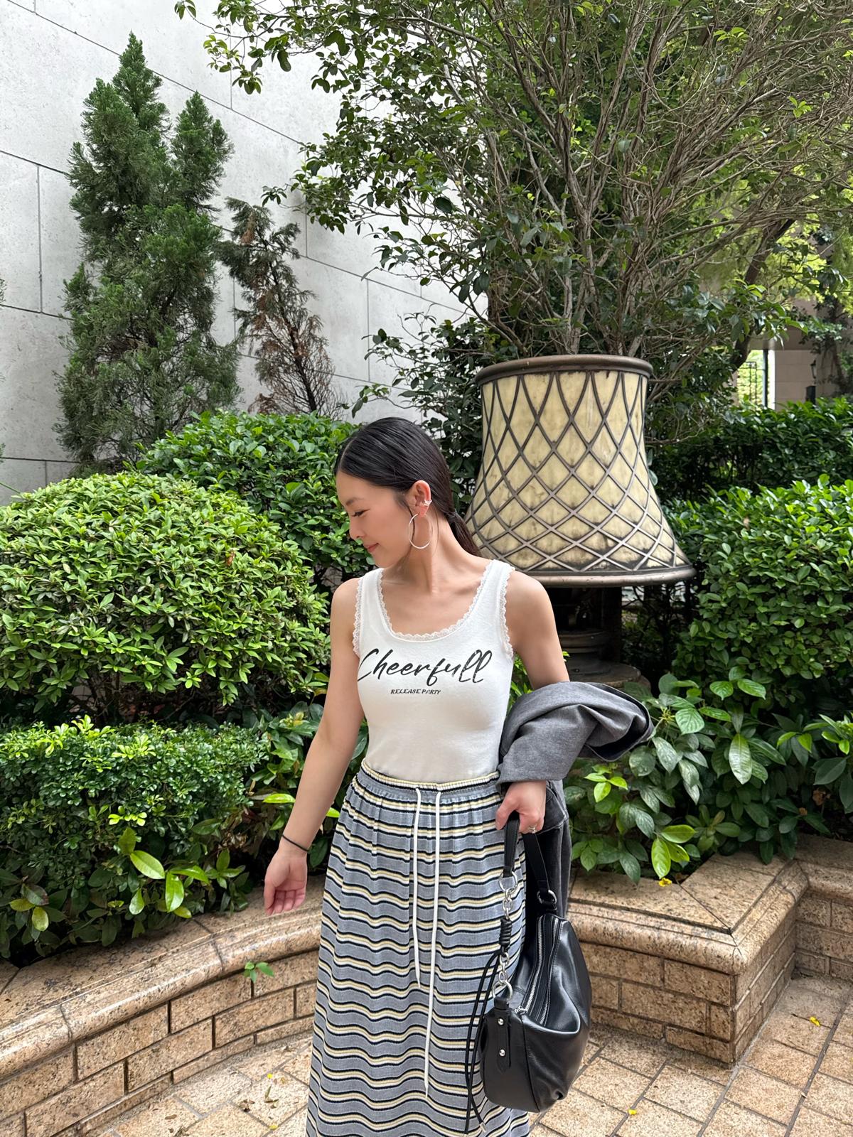 F02 喱士邊英文字背心