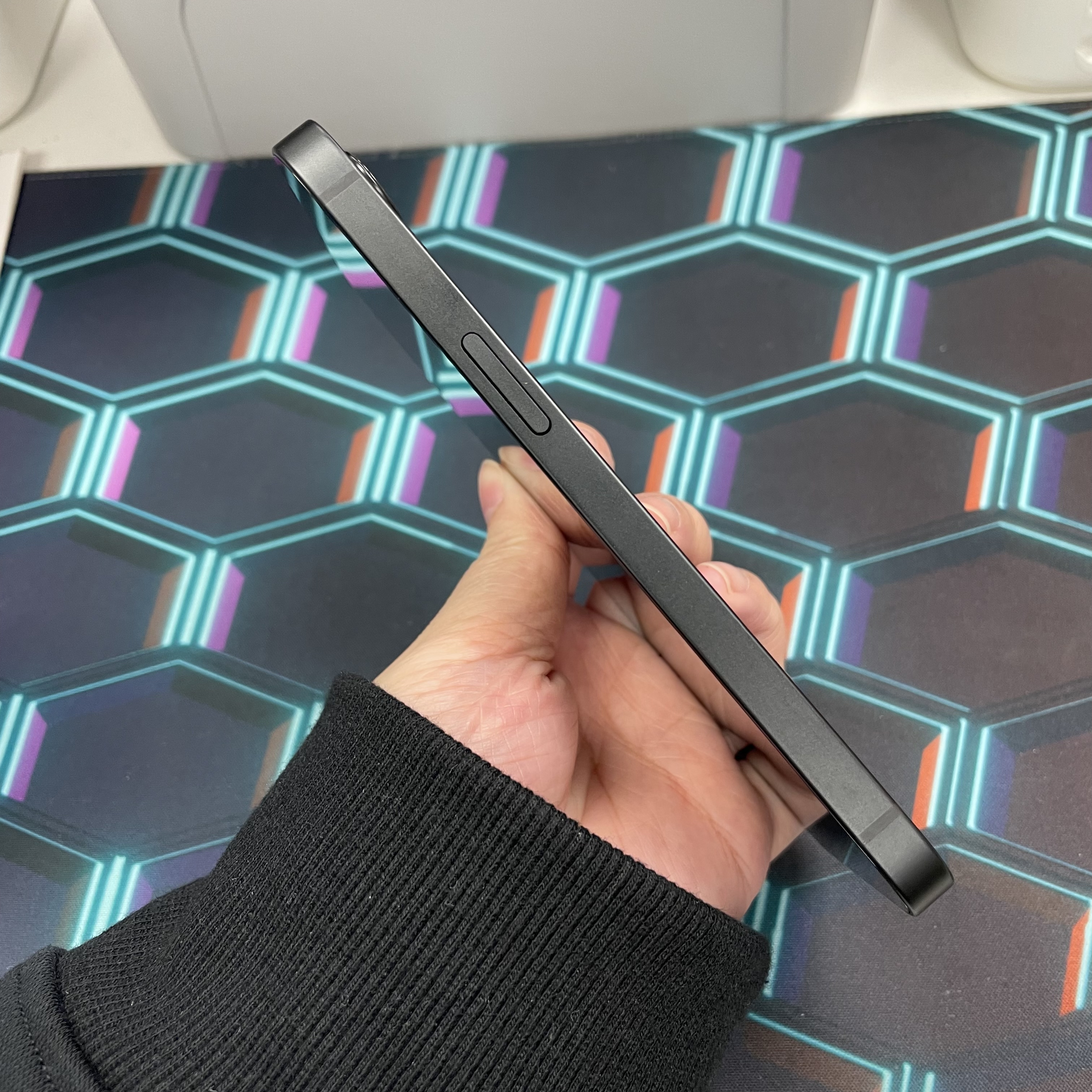 *5857 16e 完美機 128GB 電100 黑色 black