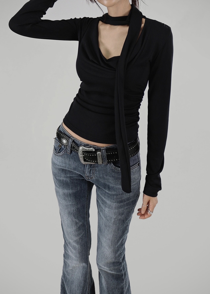 Wash Low-Rise Bootcut Denim