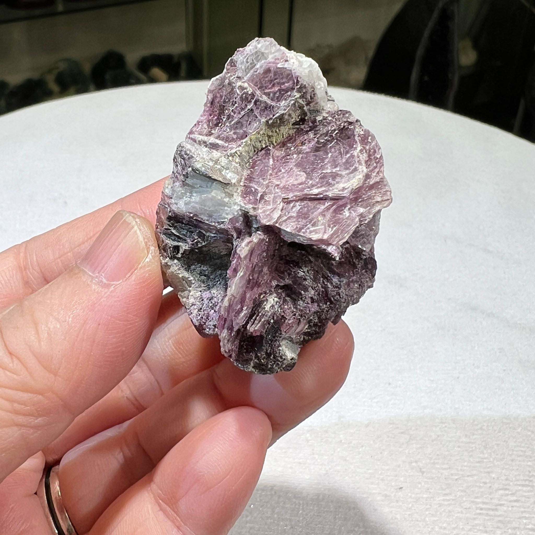 紫鋰雲母原石 #CA0050