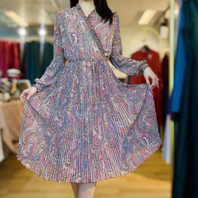 Vintage Purple Paisley Pattern Accordion Pleated Dress with Ruffle Trim (PP001-31)