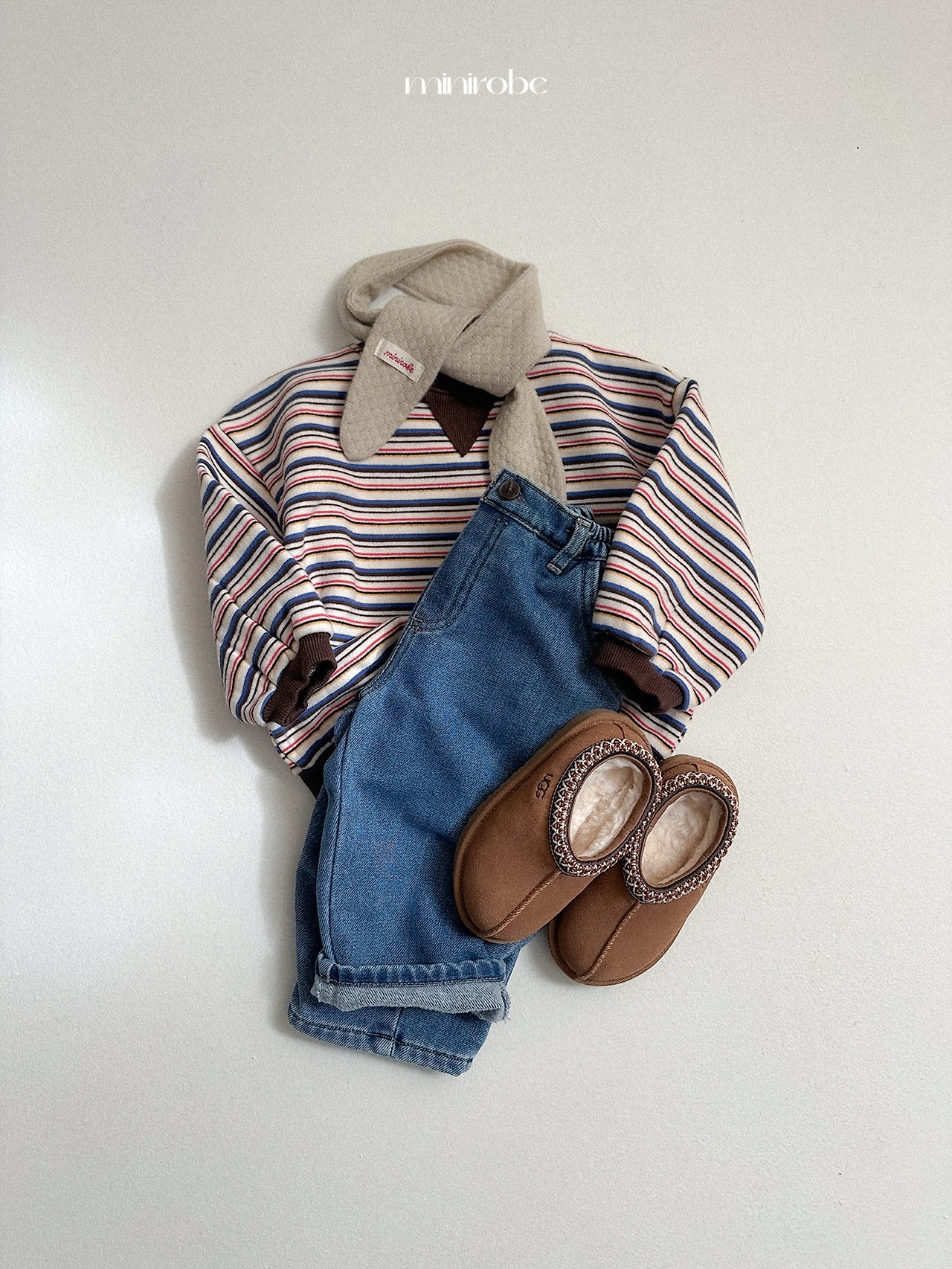 Mnirobe | Dart denim pants