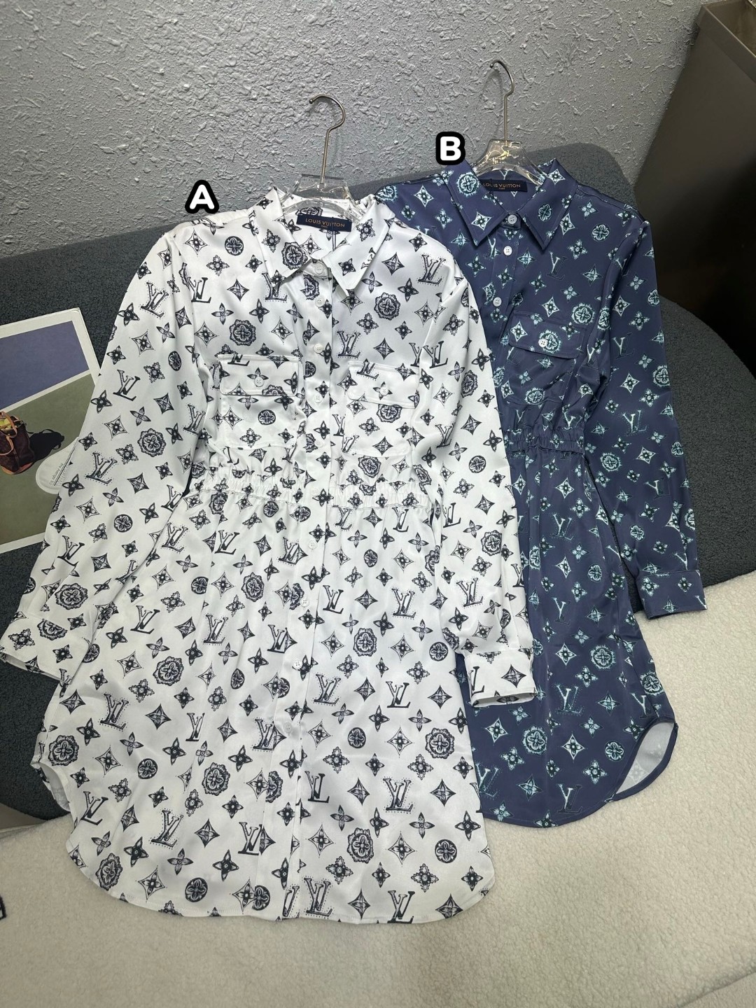 LV 滿印翻領連身裙