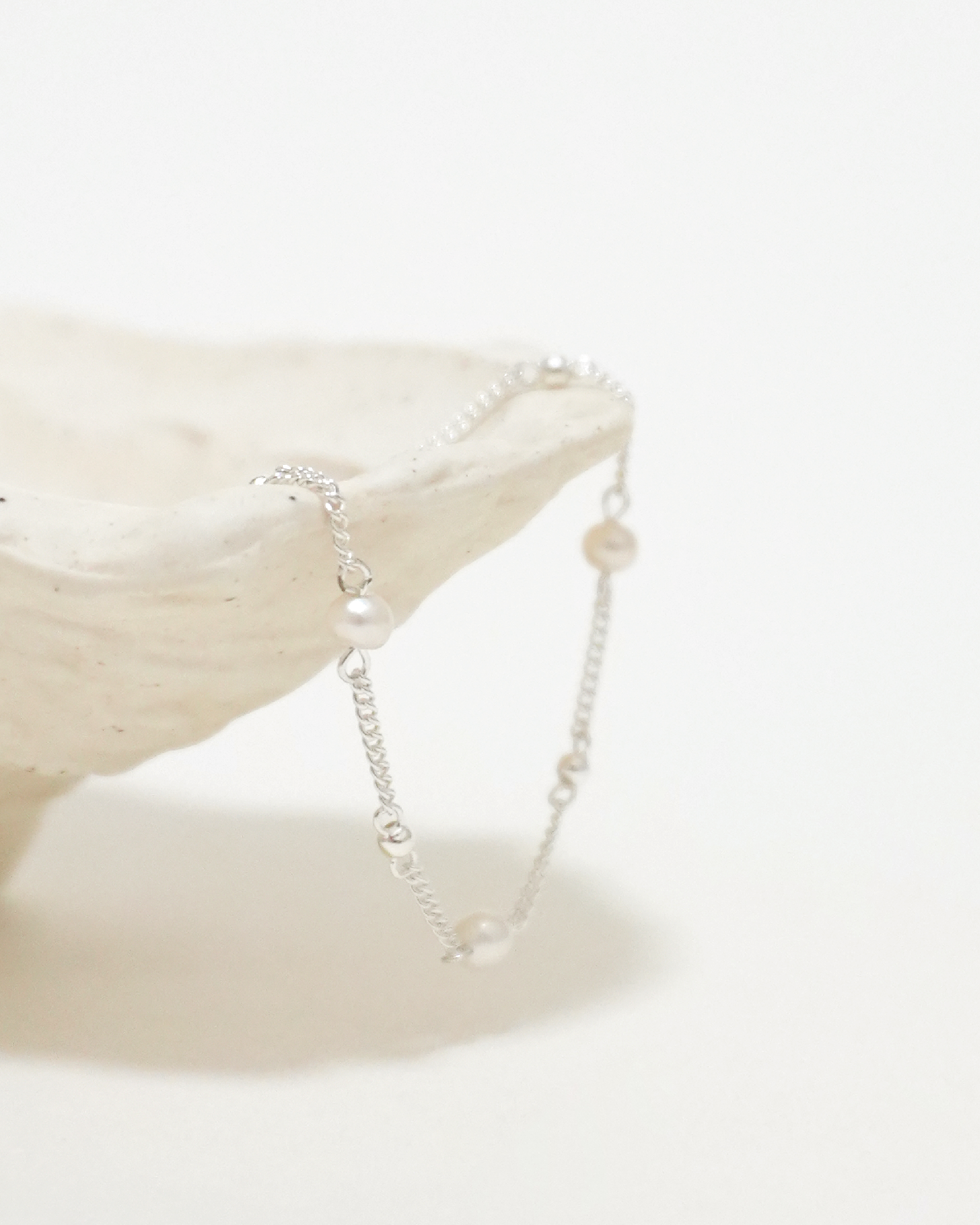 Pure Pearl Bracelet