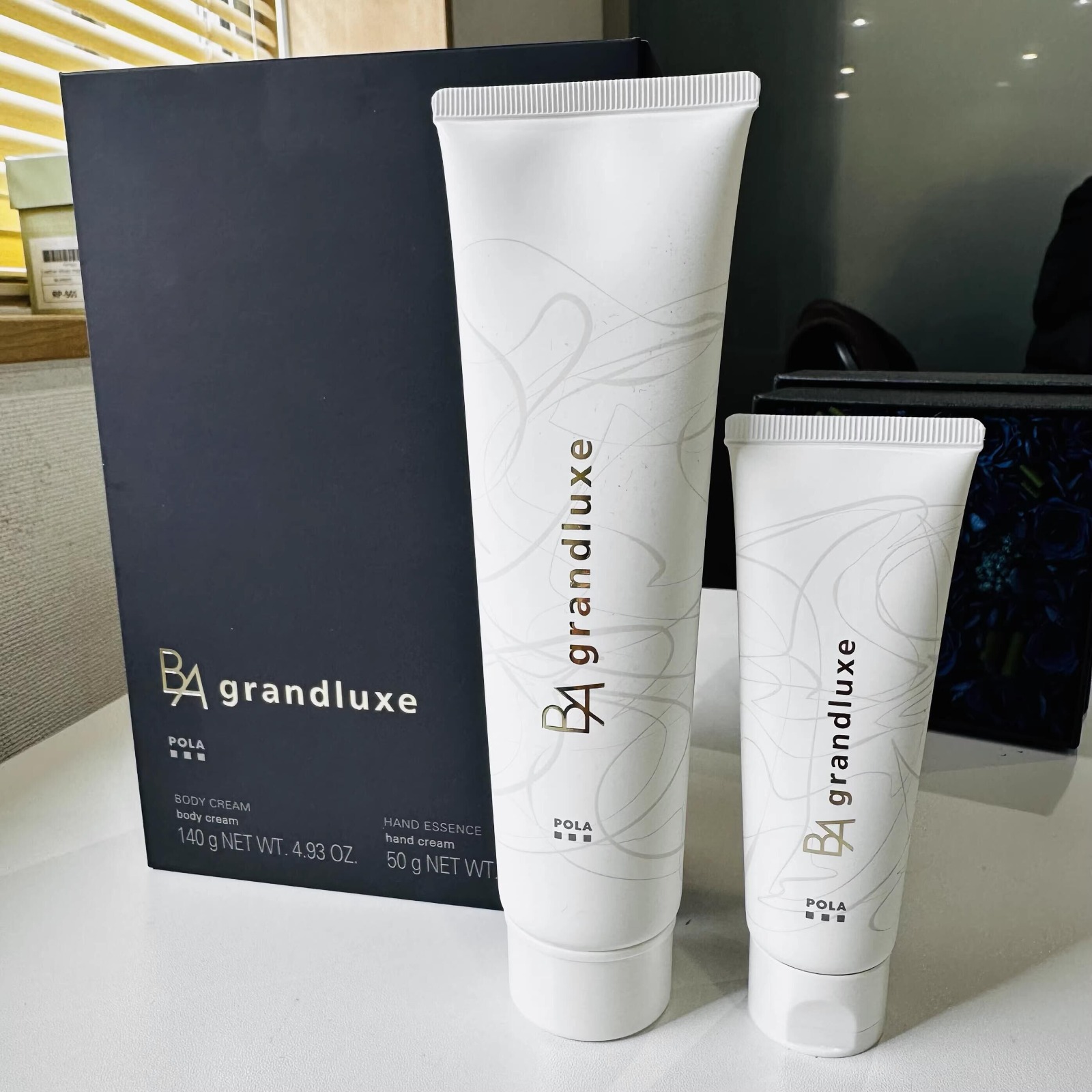 日本 🇯🇵 Pola 極光身體乳140g+護手霜50g 套裝 *香港專櫃