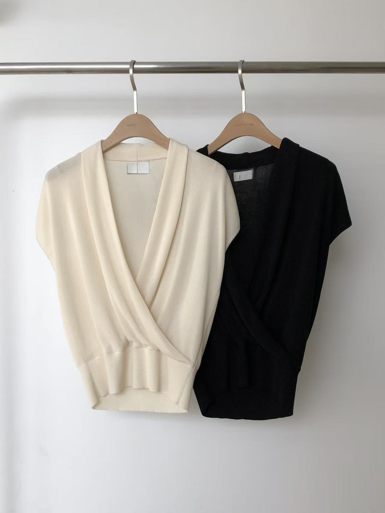 V領顯瘦knit Top