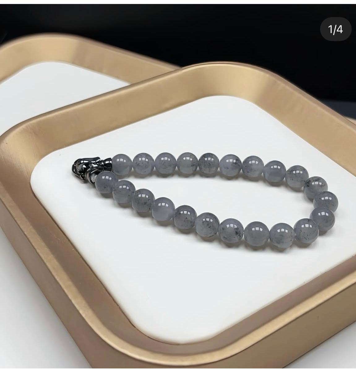 8mm 冰種起胶烏雞翡翠手串