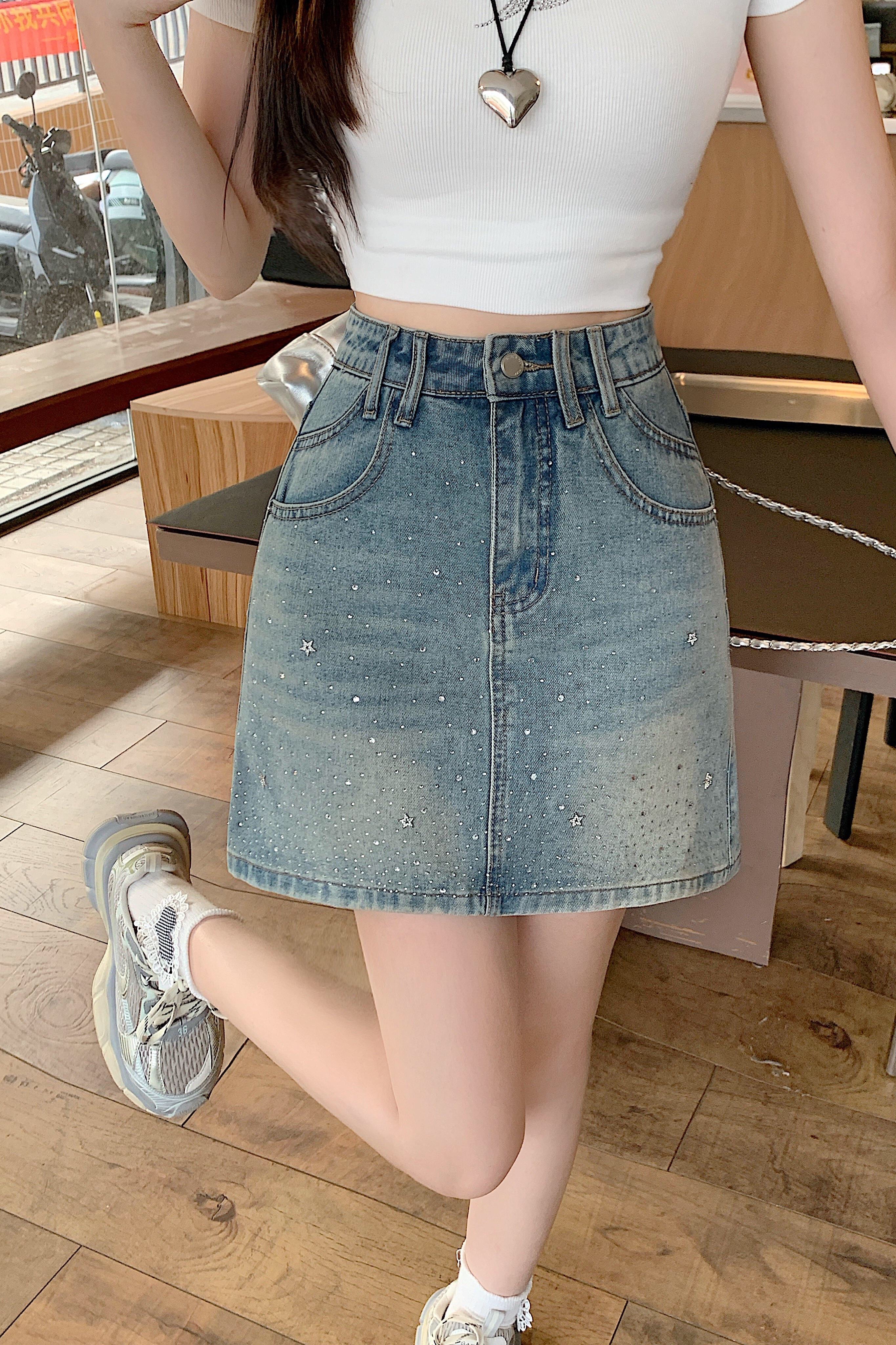 B84(66129) 韩版时尚JEANS烫钻星星显瘦蓝短裙 