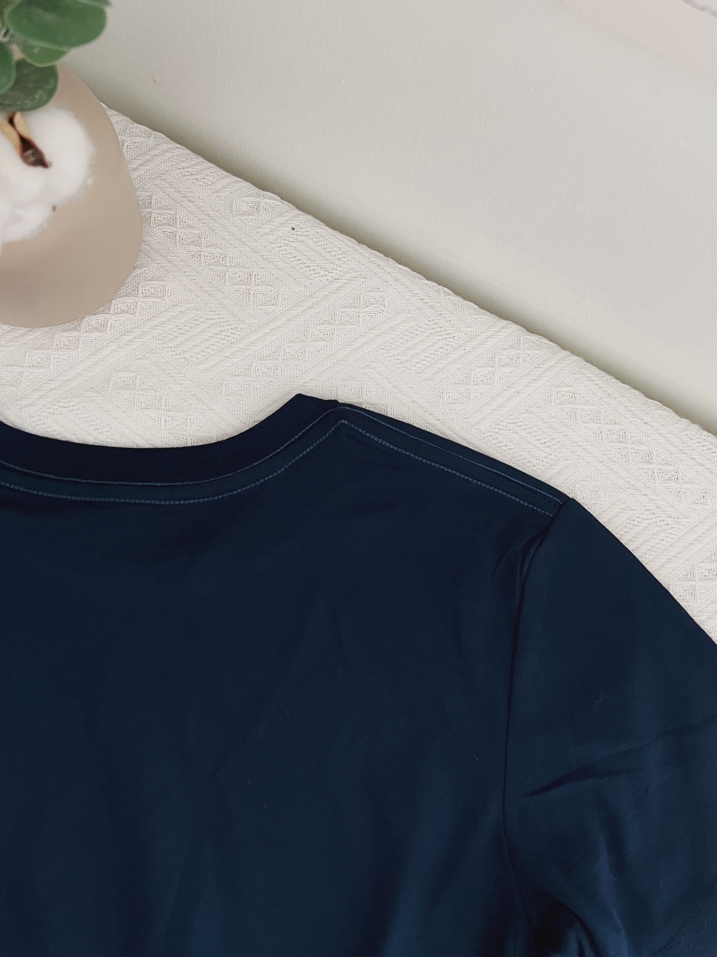 Minimalist 图案设计 Tee