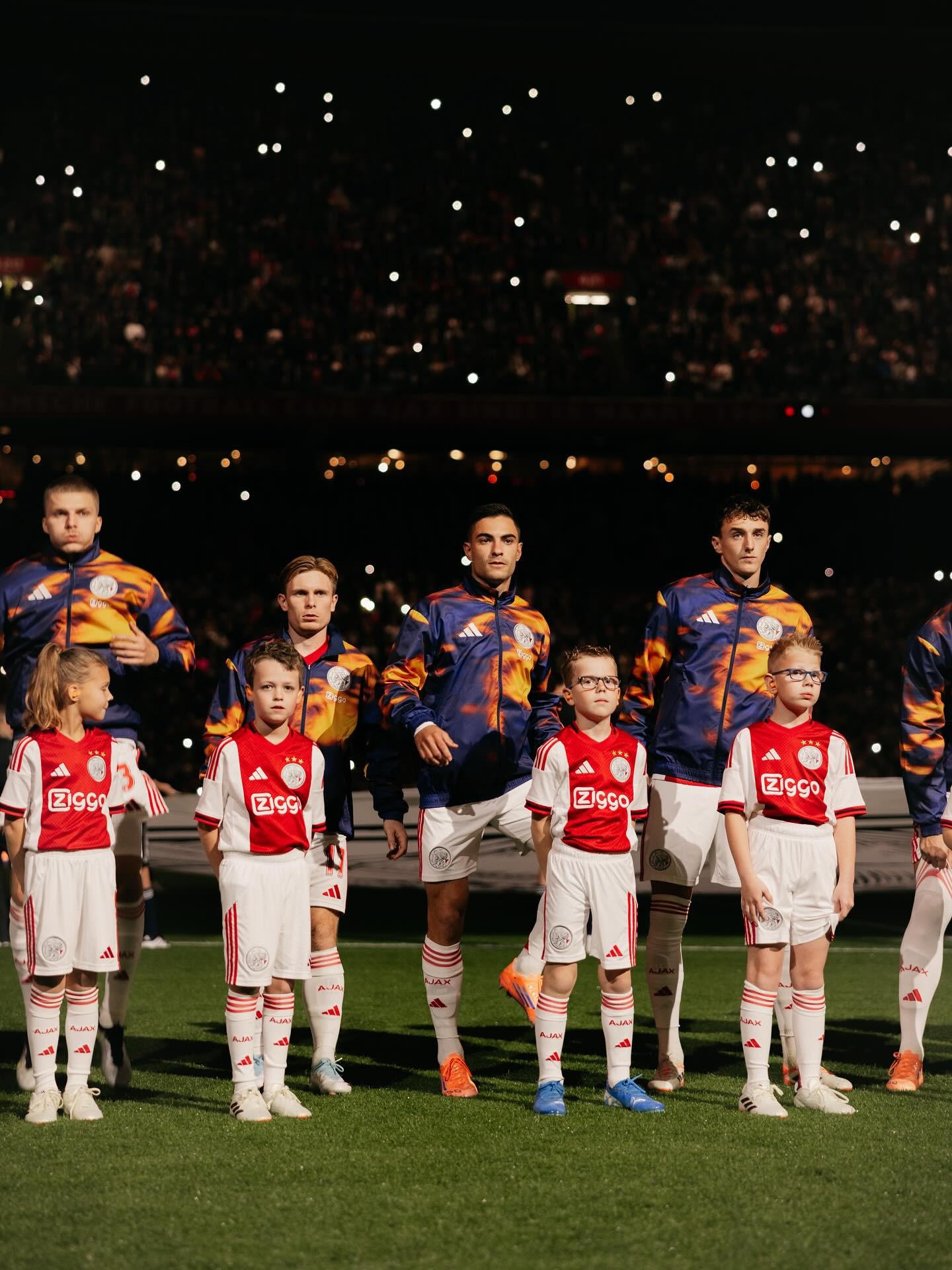 🎶⚽Adidas Ajax 阿積士 × ID&T 聯乘雙面進場外套 JZ1585