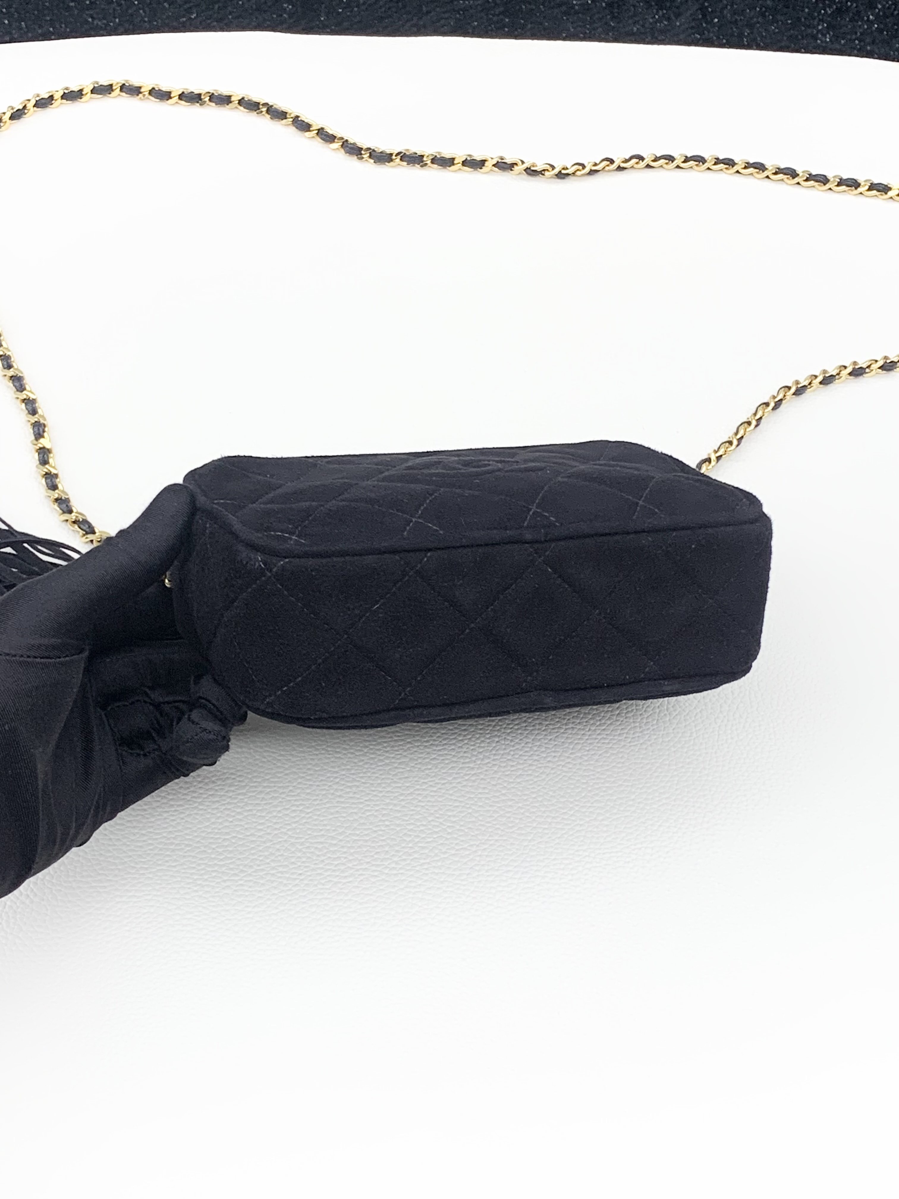 【預訂貨品】閒置新⭐️  Chanel黑色麂皮山羊皮金球流蘇相機包