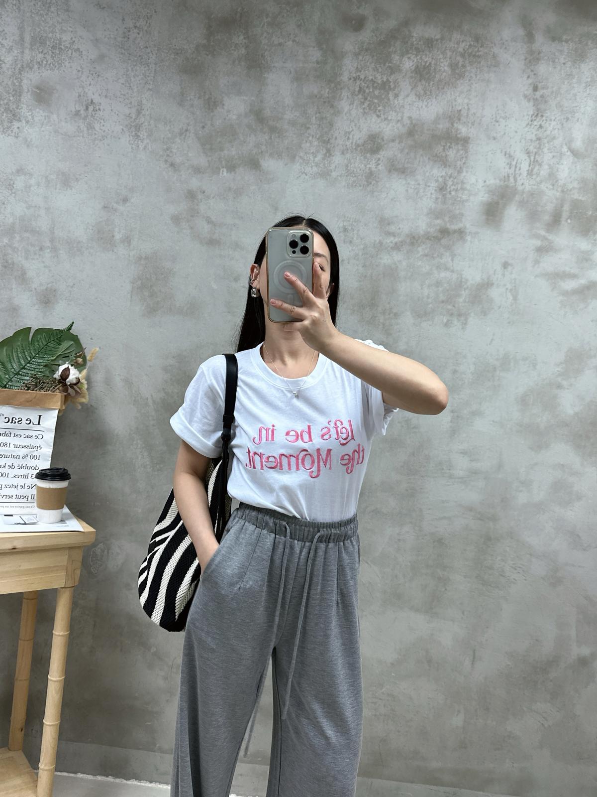 N16立體刺繡字Tee Tee
