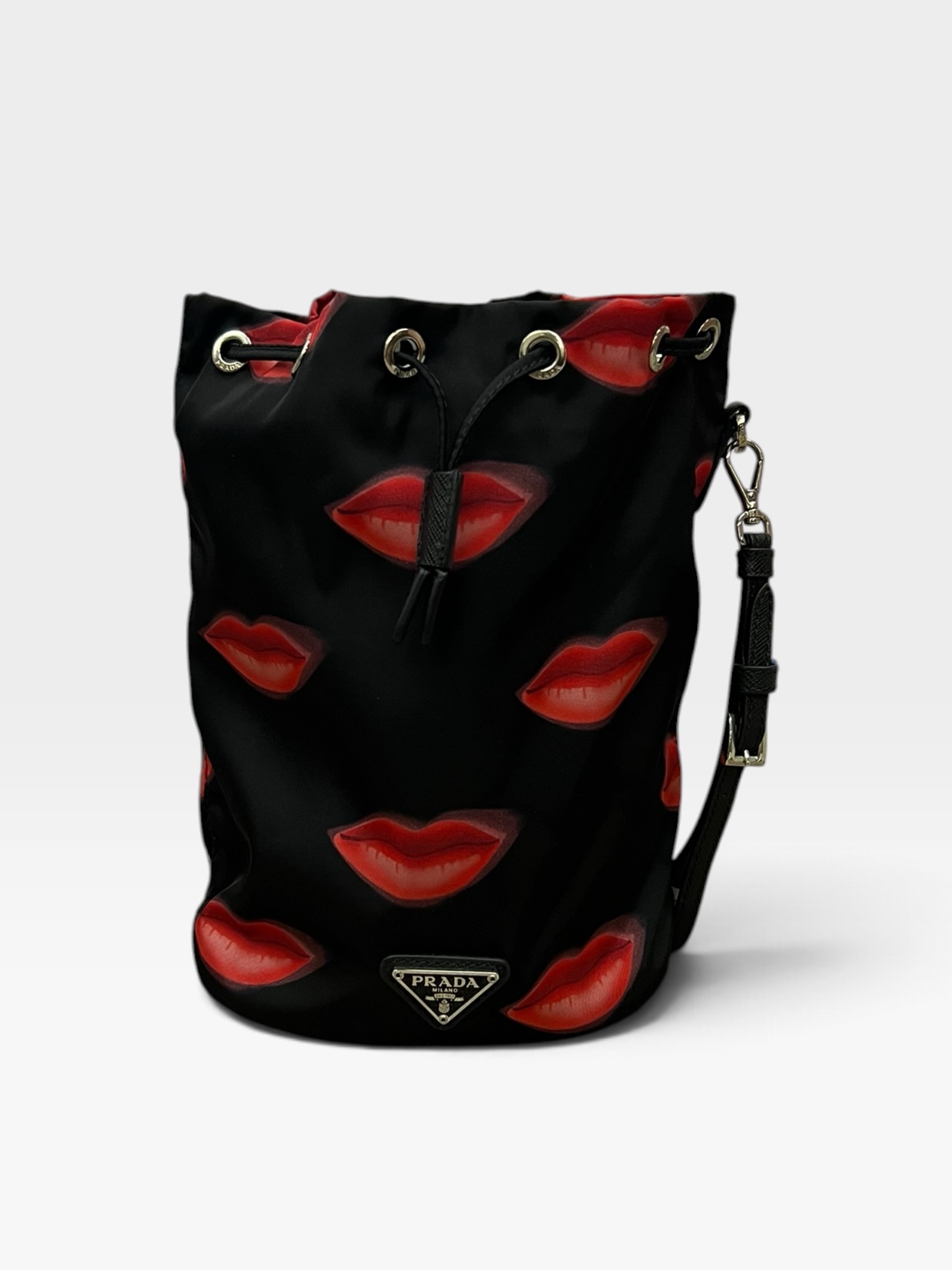 Pre-Owned Prada Tessuto Nylon Lips Print Bucket Wristlet /Product Code: 102804