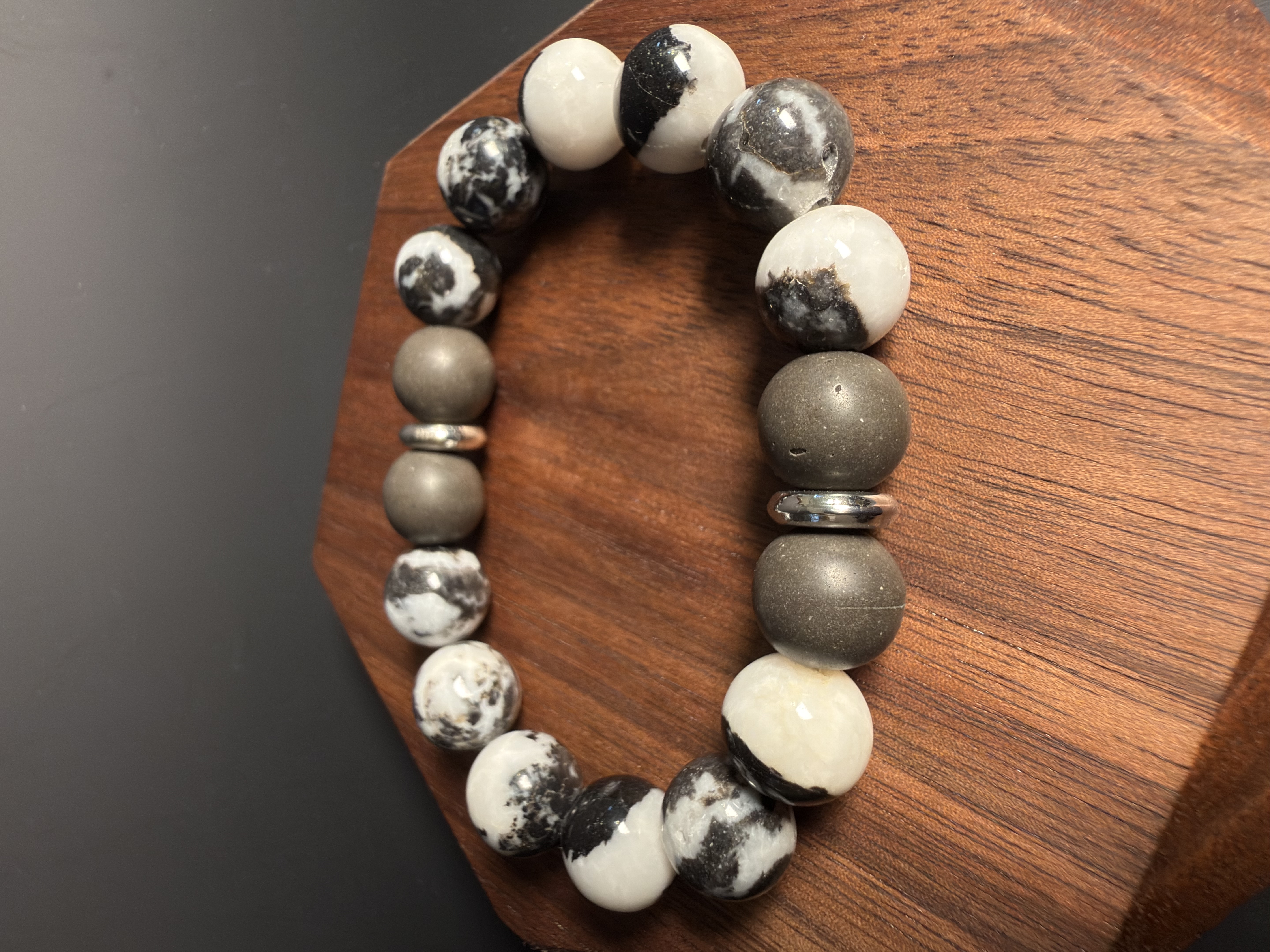 斑馬石x扁石手串 （11.5-12mm) (Option 2)