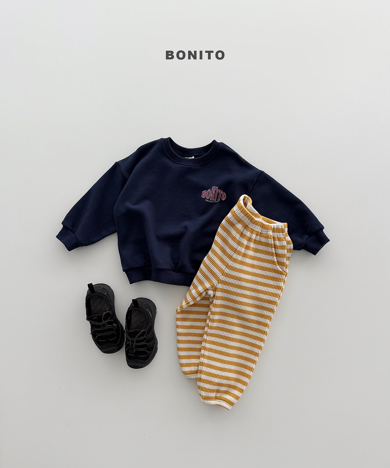 Bonito | Embossed Bonito Sweatshirt (+Adult)