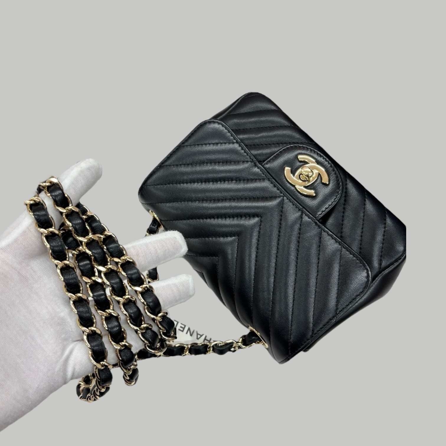 Chanel Lambskin Square 羊皮方胖