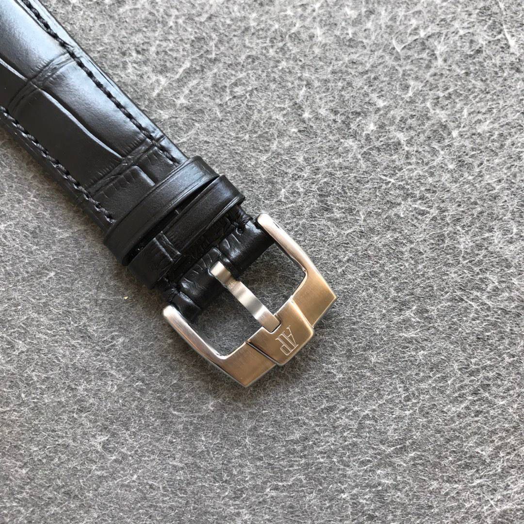 爱彼 CODE 11.59 系列自动上链腕表