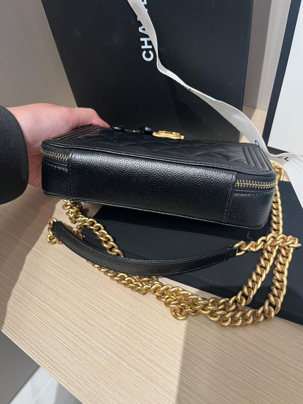 未使用品 Chanel clutch with chain 黑色荔枝牛皮金 BOY 100%Authentic,未使用品 ✅收據副本✅晶片✅dust bag✅盒