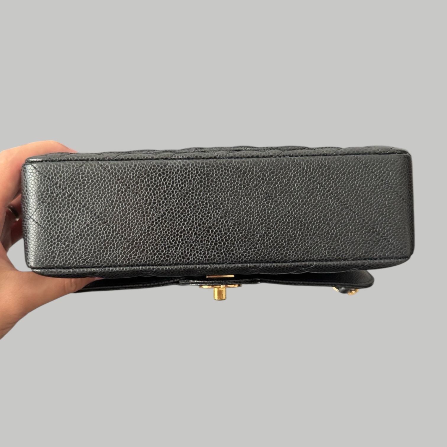 Chanel Caviar CF23金扣