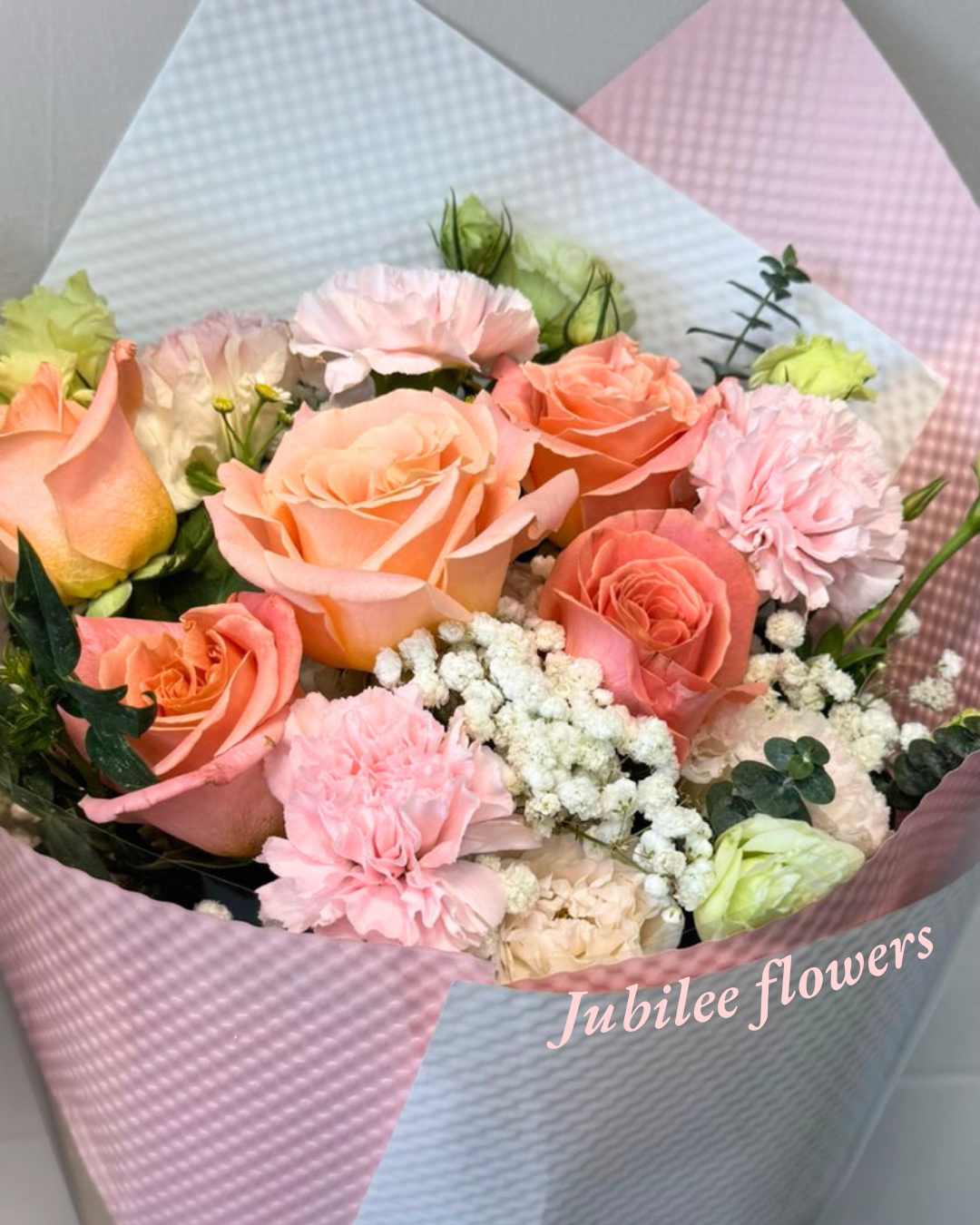 粉色玫瑰 康乃馨混合花束