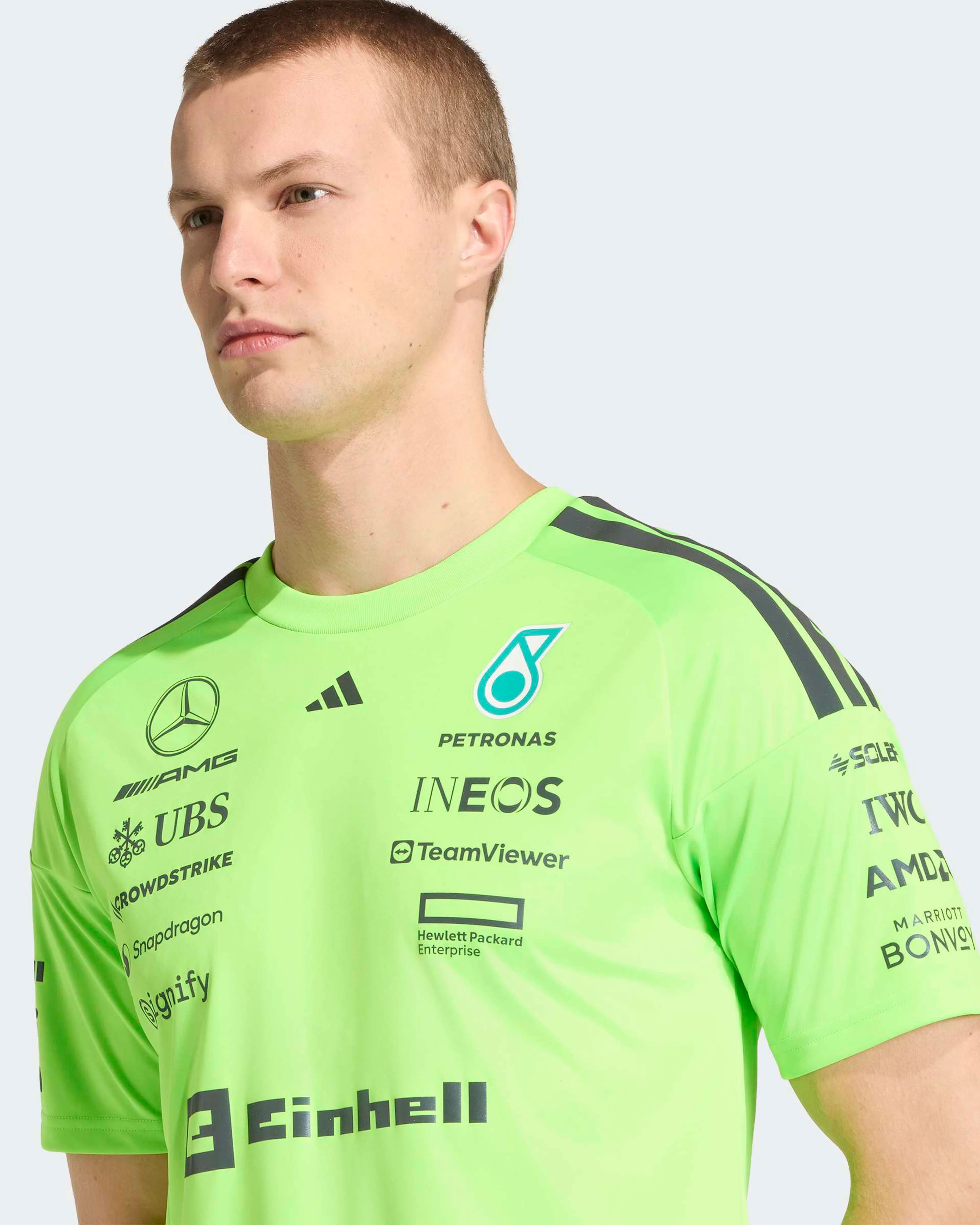 Adidas F1 Mercedes Benz 平治車隊 2026 官方技師T-Shirt KE5560