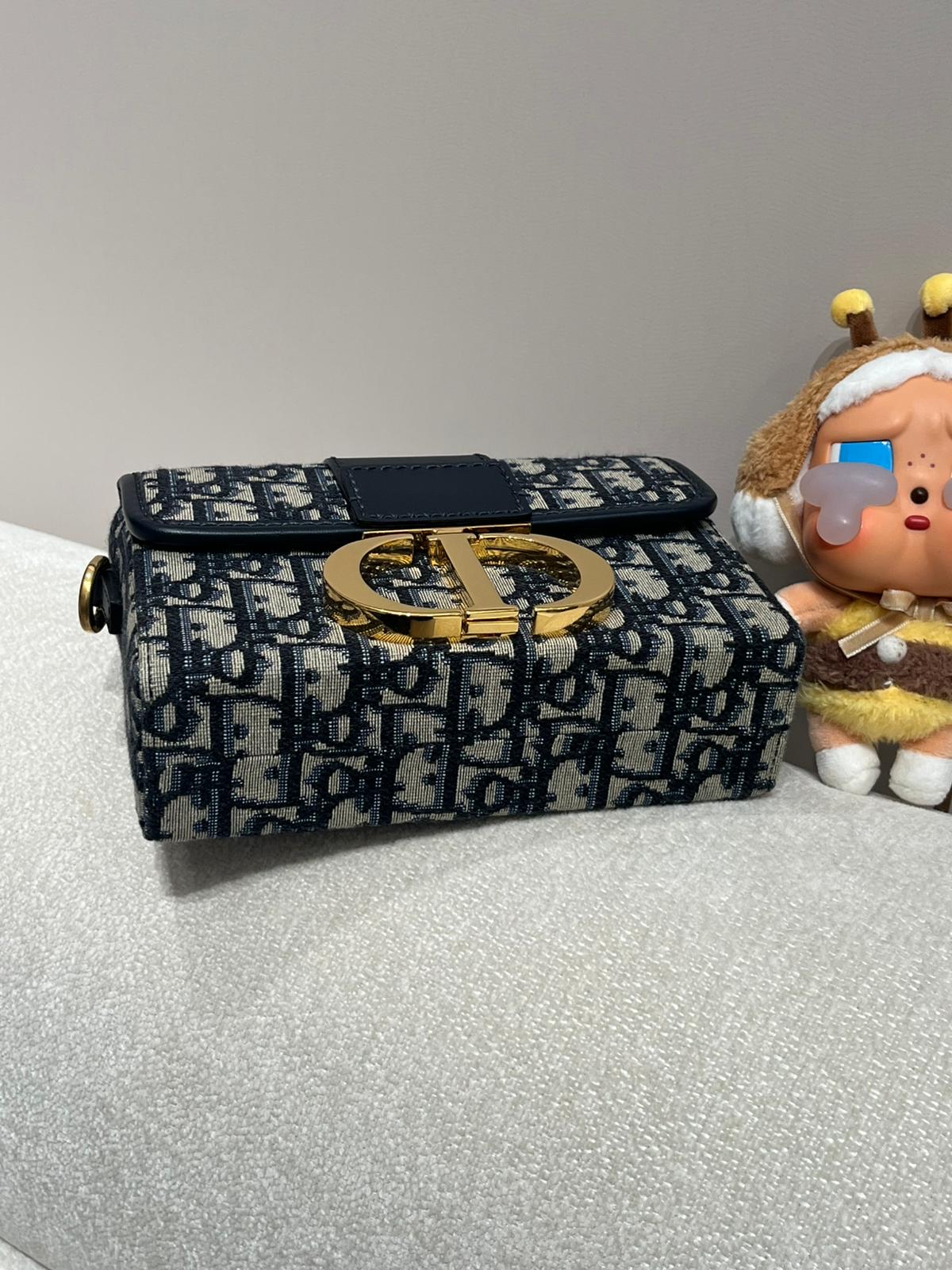 Dior Montaigne 30 box Bag,100%Authentic ,98%new ✅收據✅證書✅dust bag ✅box