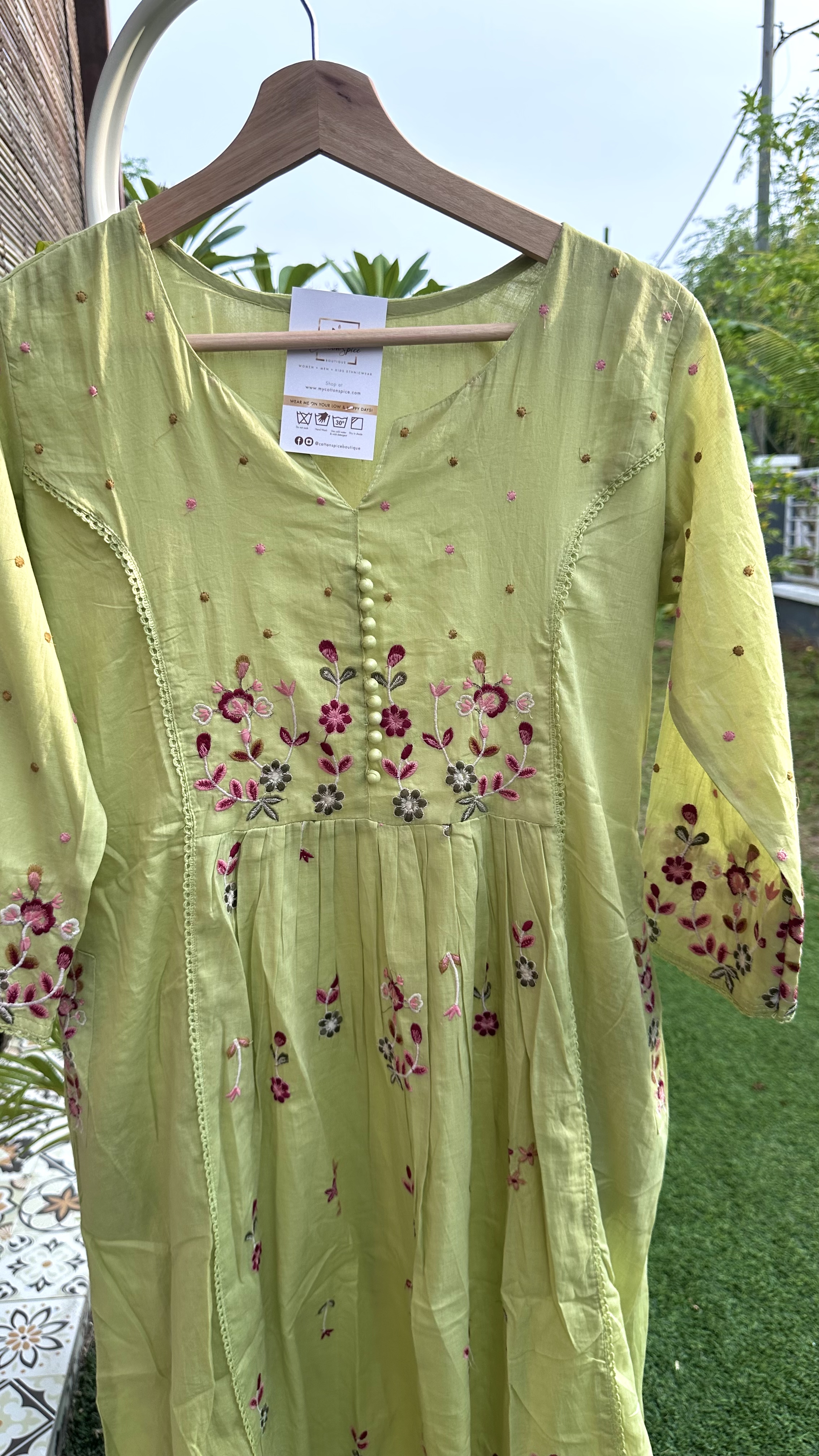 Light Green Embroidered Floral Print Kurta Set
