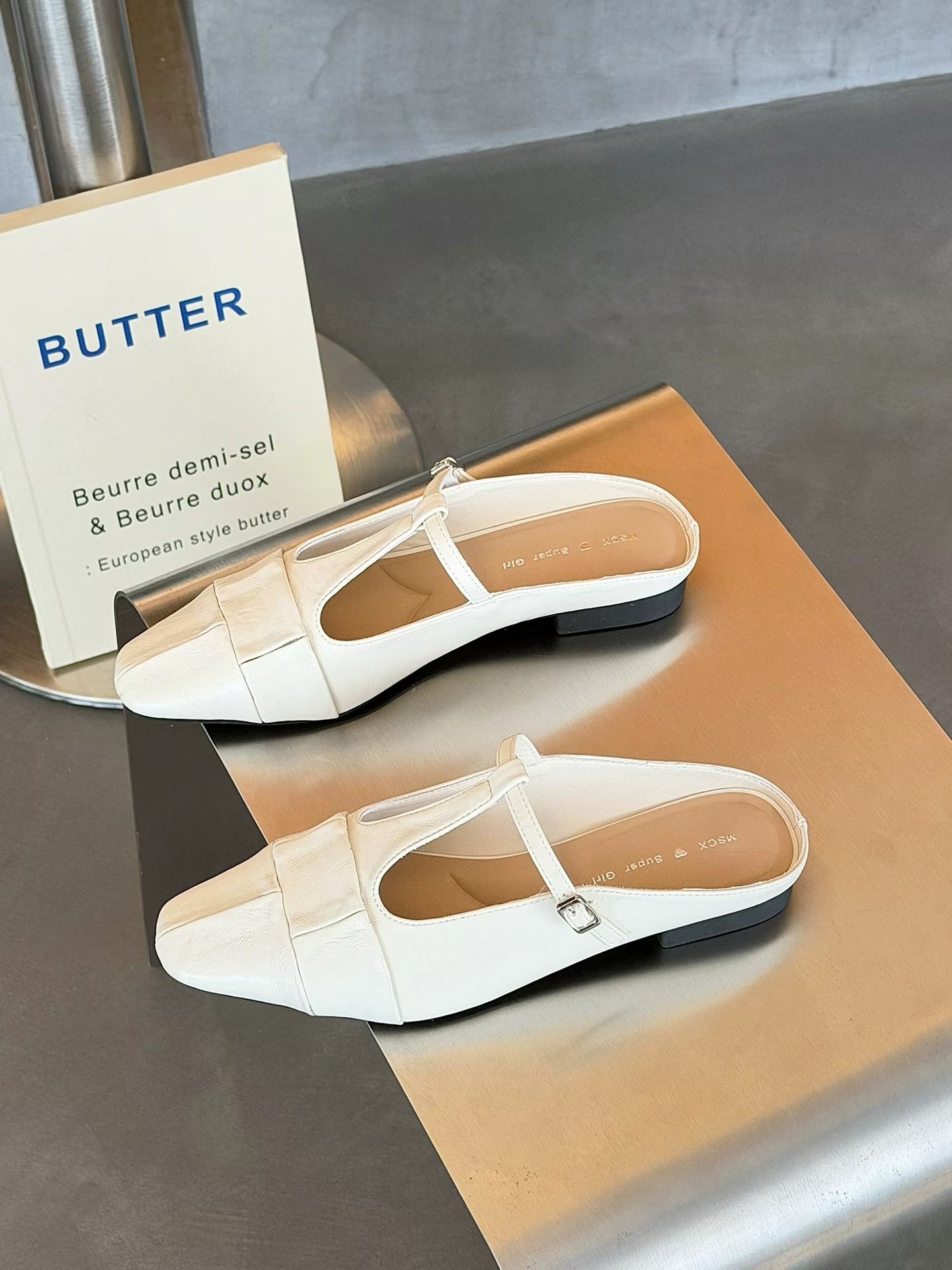 超軟熟百搭真皮鞋(標准碼35~39 落單備注顔色碼數)