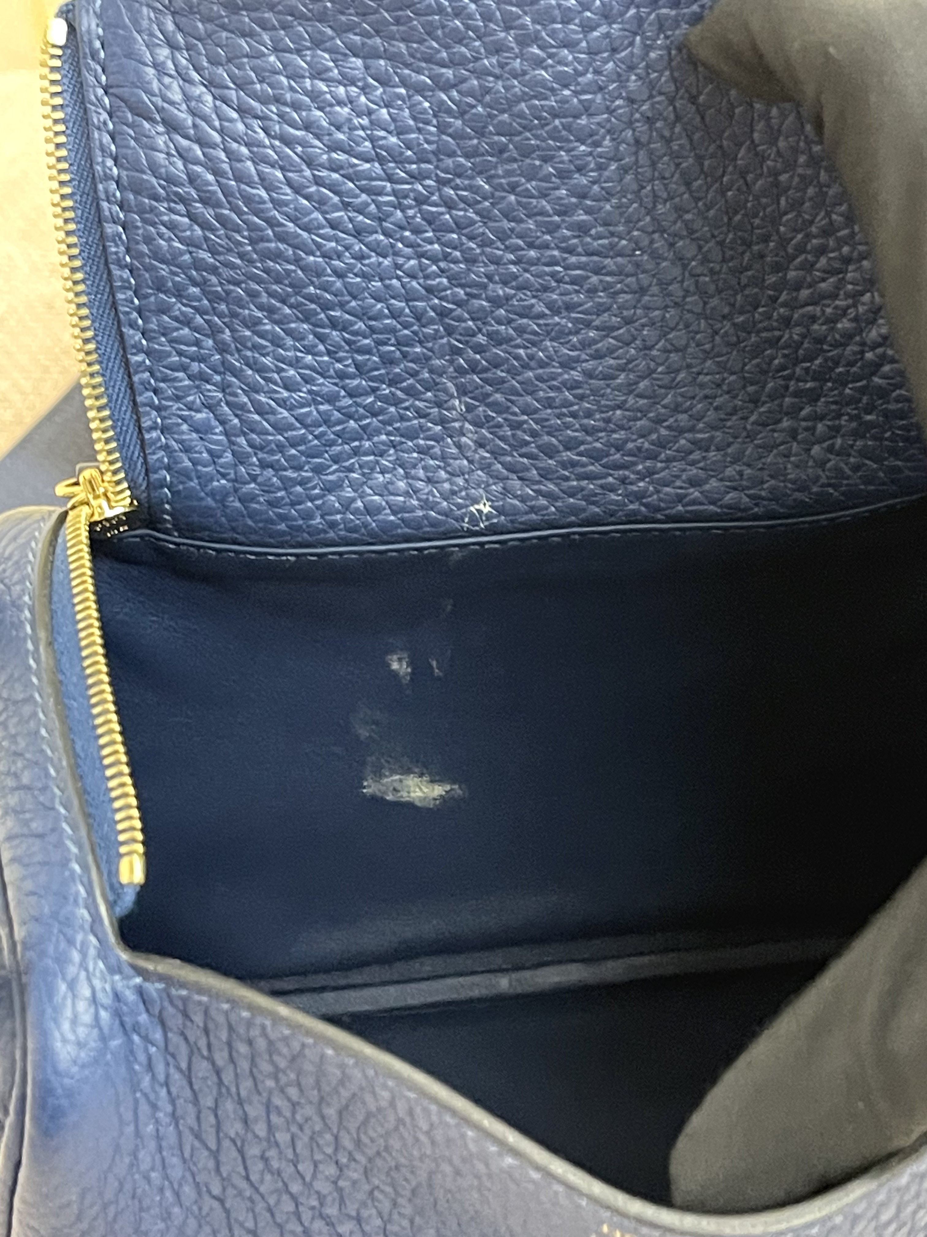 Pre-owned Hermes Mini Lindy/ /Stamp D/ Product Code: 26020304