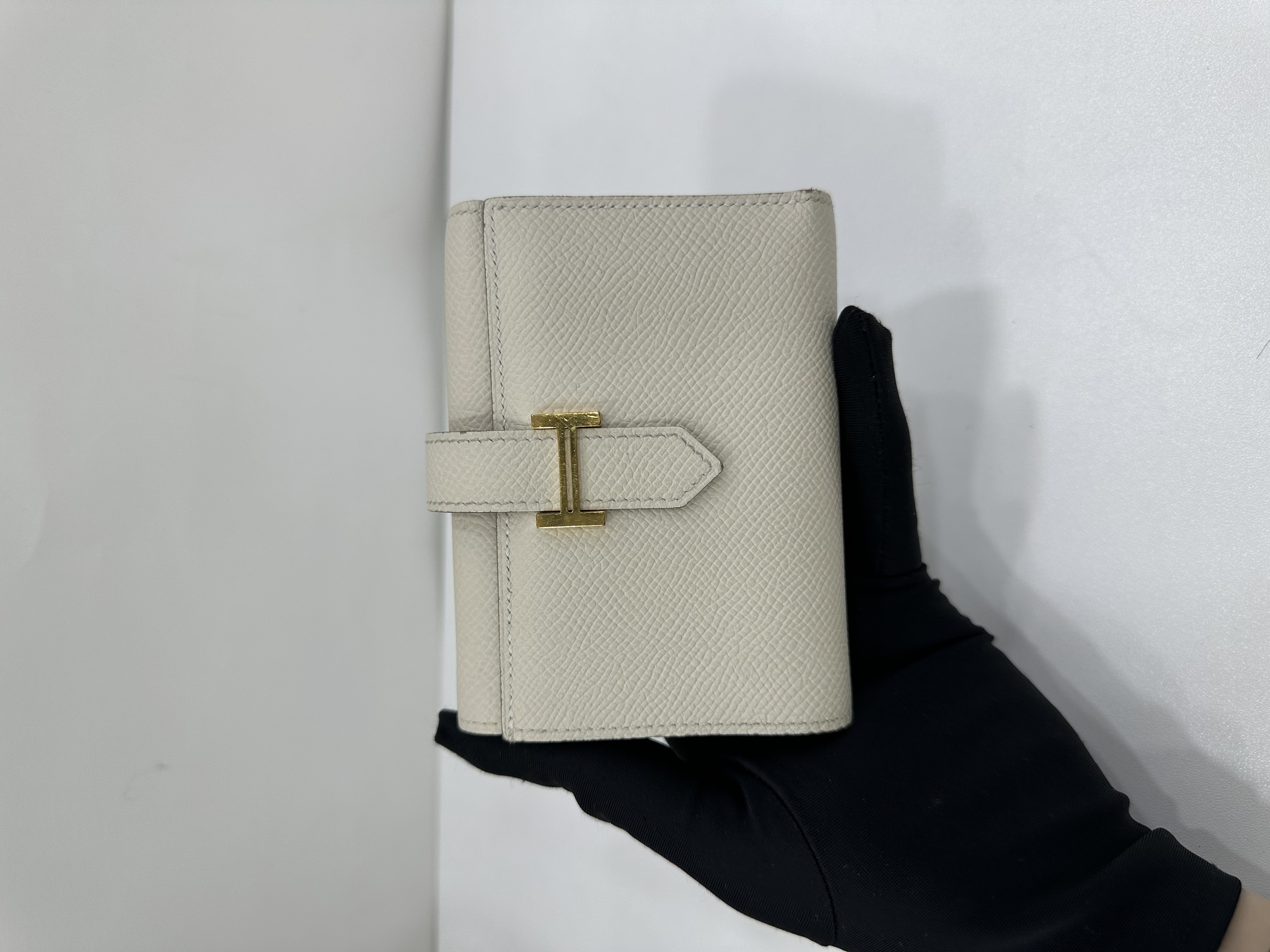 直播貨品 |  [1個-$100 2個-$300]stamp b / GG03