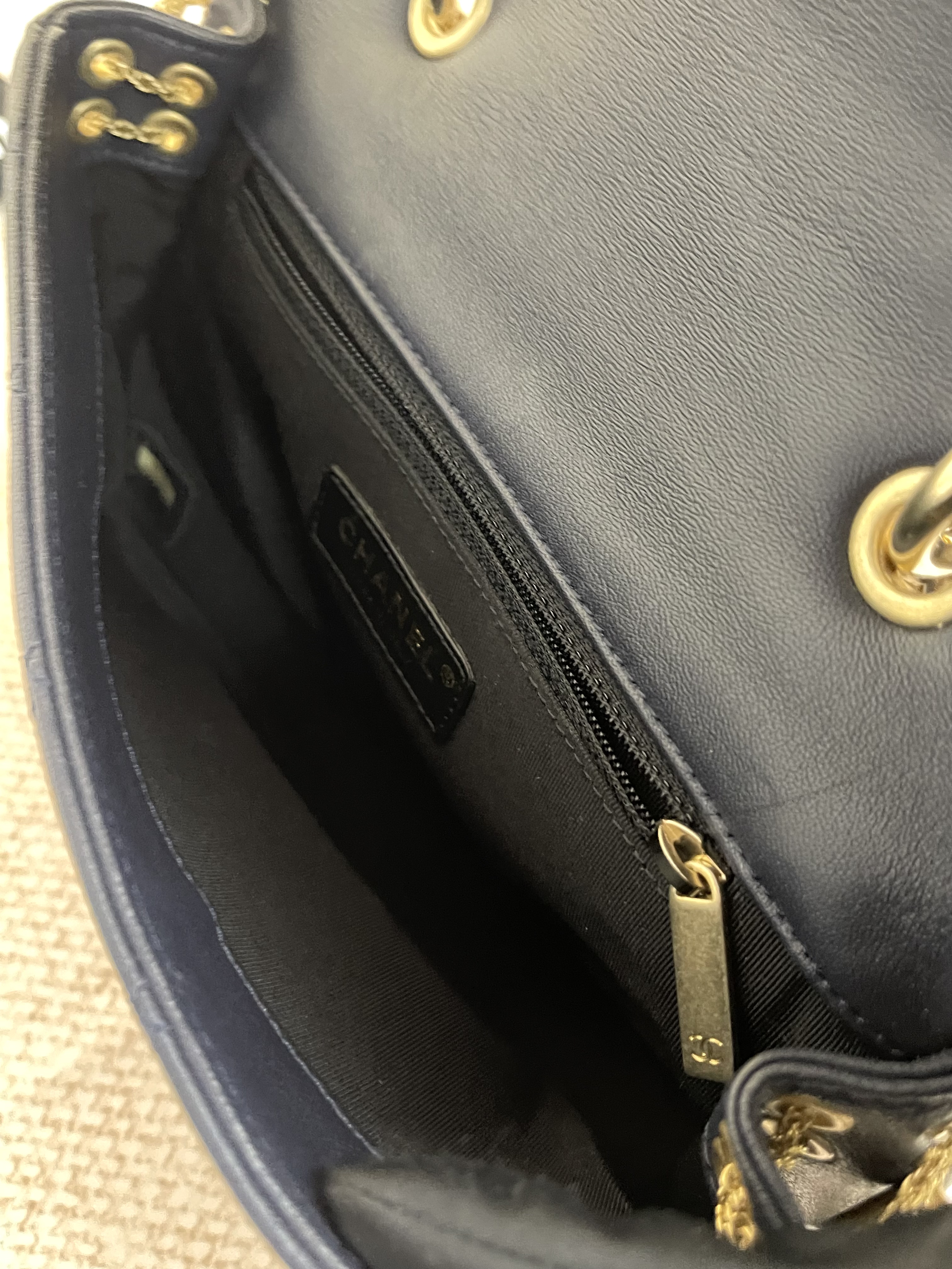 Pre-owned Chanel shoulder bag / Product Code: 26020402