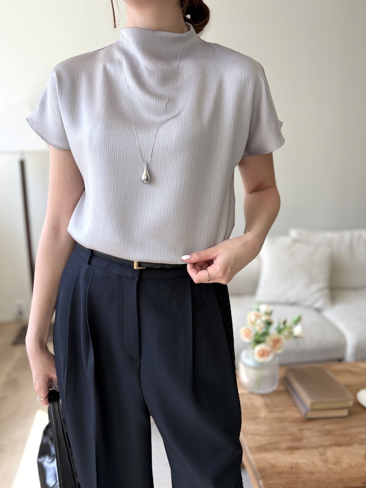 Timeless Pleated Flow Pants (Navy)