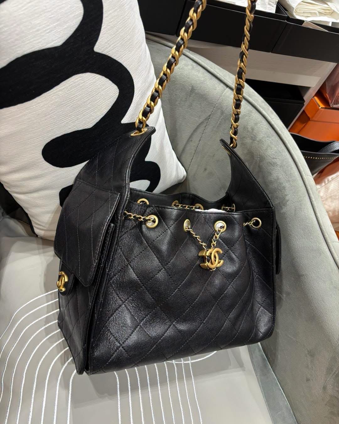 Chanel 25 Small 黑色荔枝牛皮 Hobo Bag  100%Authentic, 98%New  ✅收據✅晶片✅Dust bag✅Box