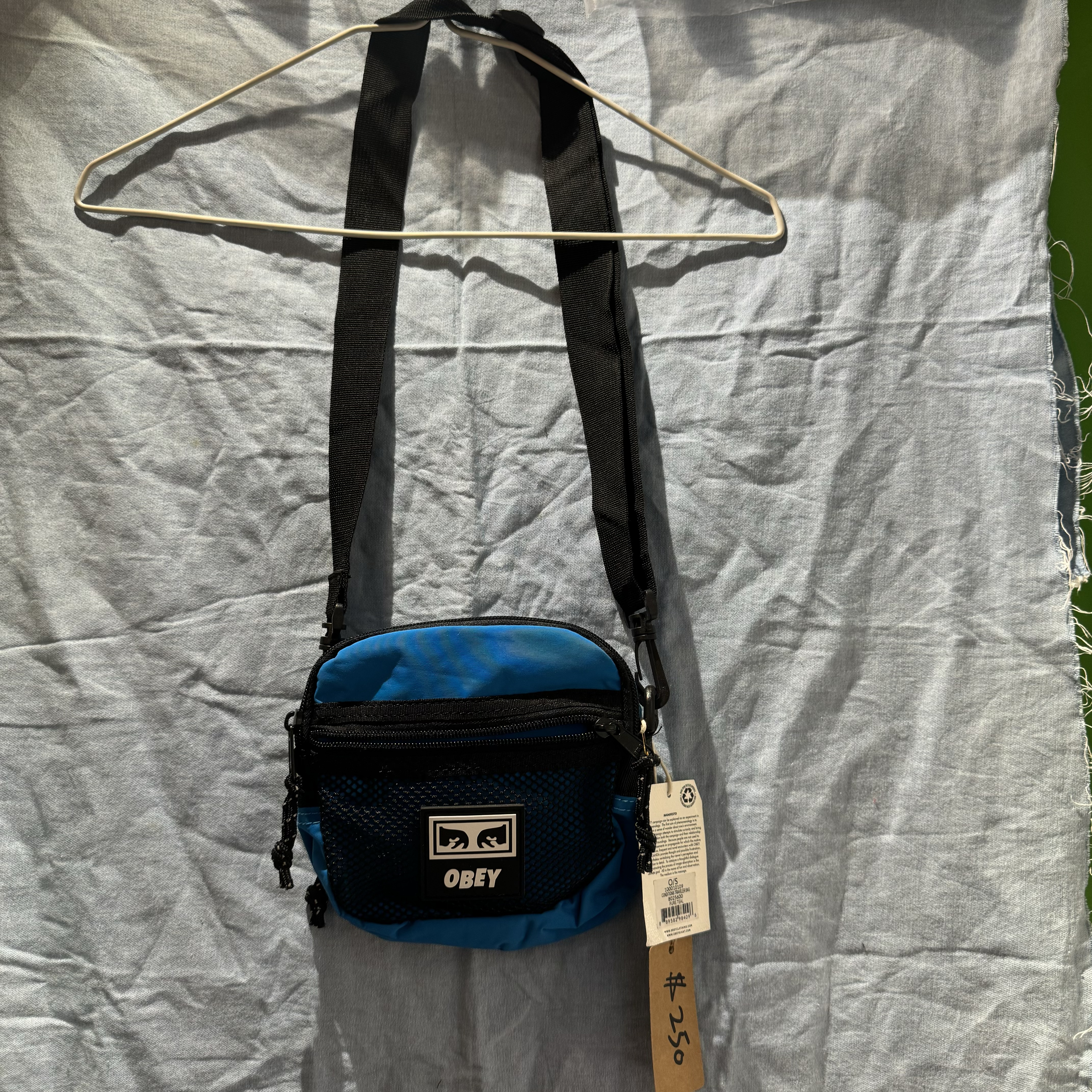 (Clearance)Obey small bag (Bnwt)