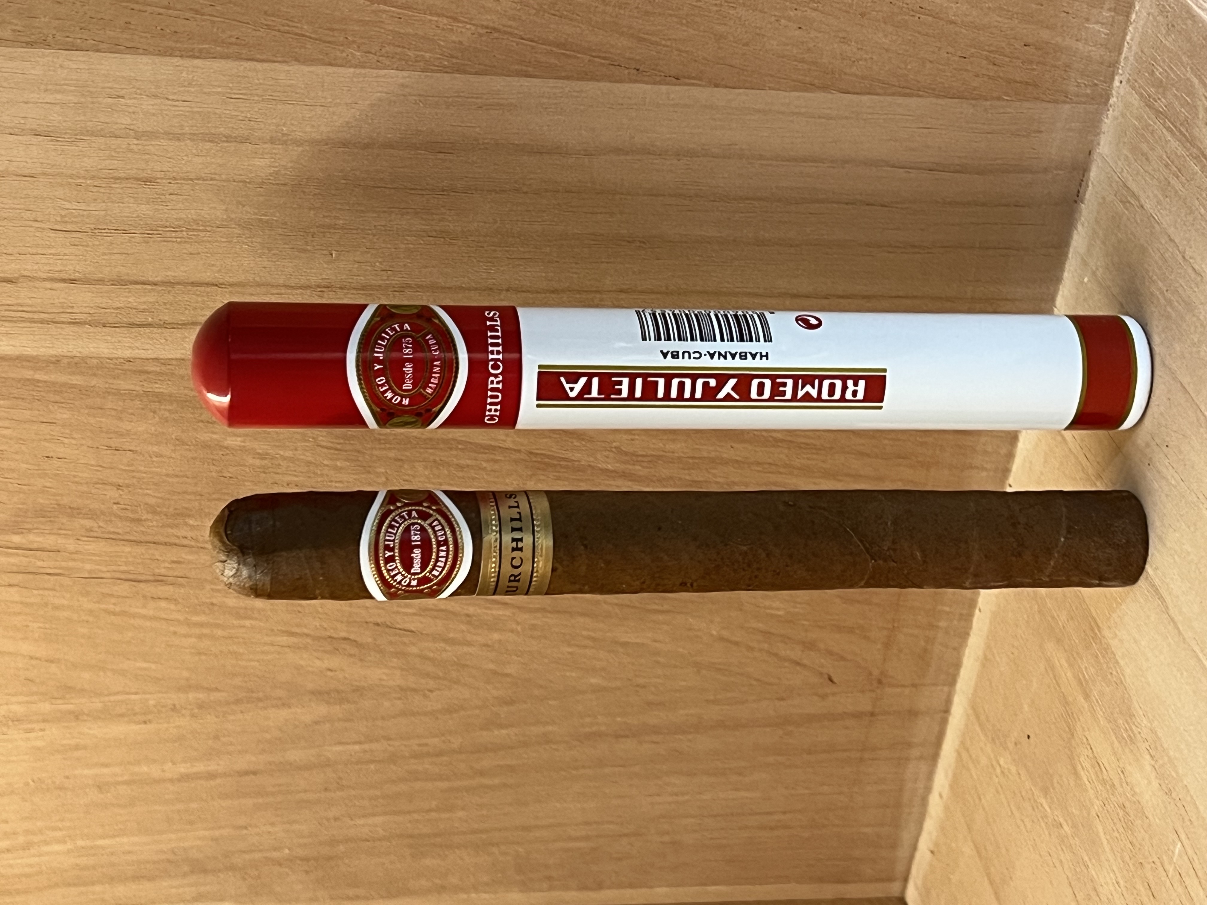 ROMEO Y JULIETA羅密歐丘吉爾鋁管 （單支）