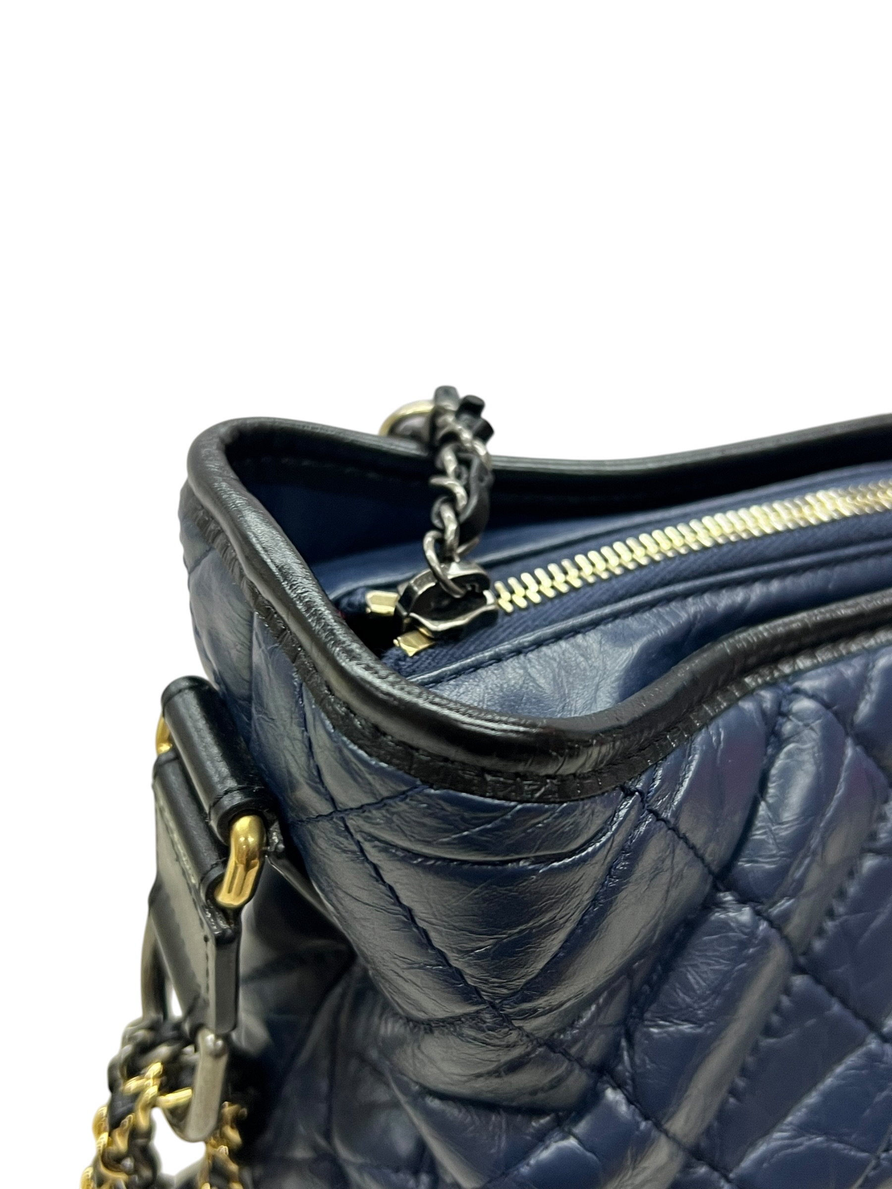 Pre-Owned CHANEL Gabrielle Hobo Bag / Product Code: 072110