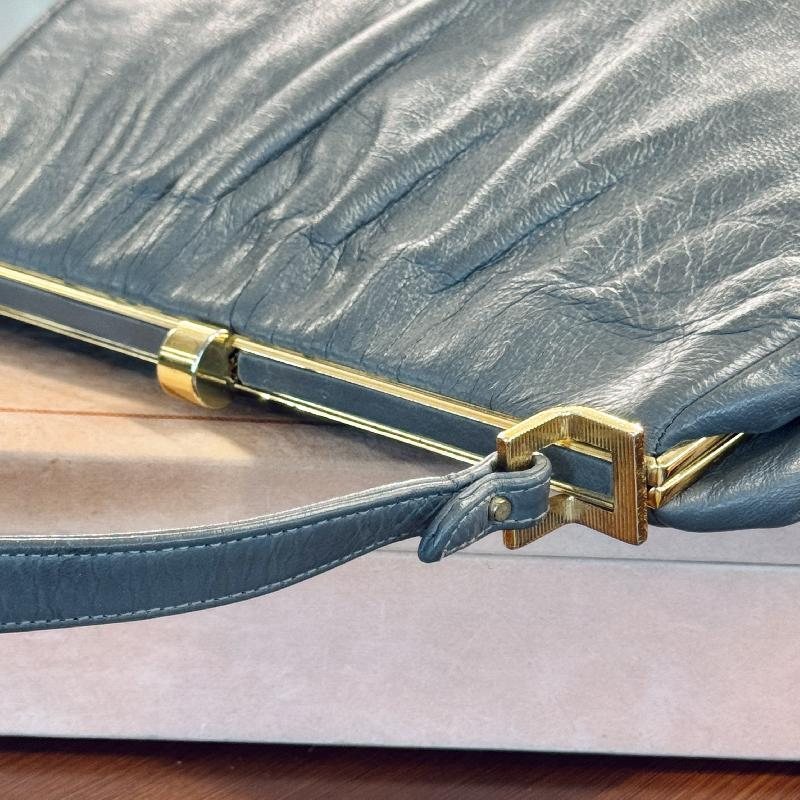 **Vintage C.a. 1960s American "Etra" Genuine Leather Handbag (MT2505 )