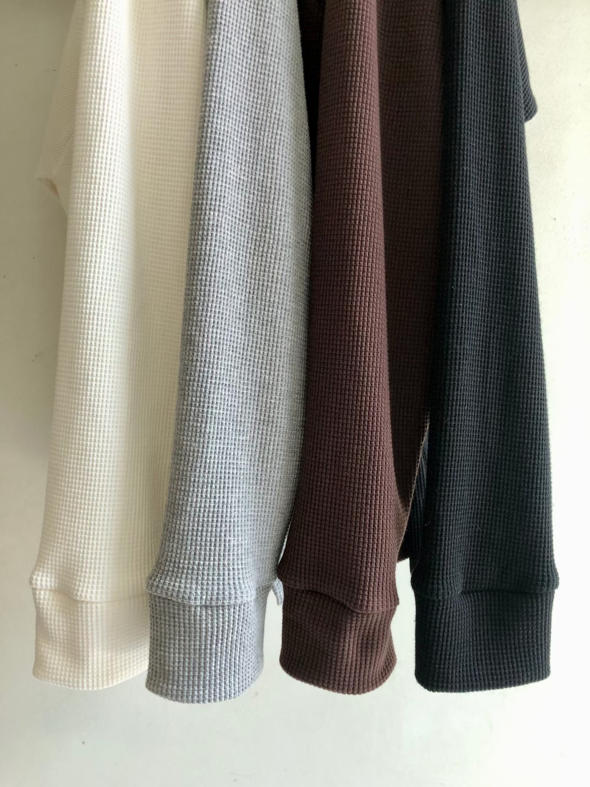 暗格紋鈕子領單品