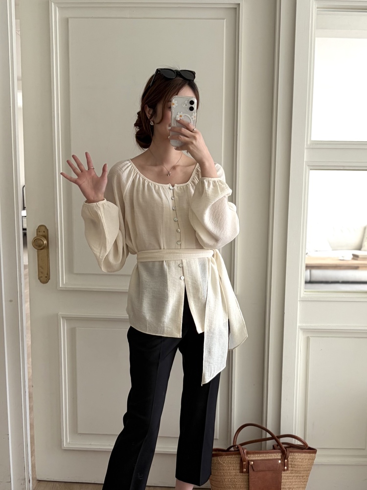 Eloise Tie-Neck Blouse (Cream)