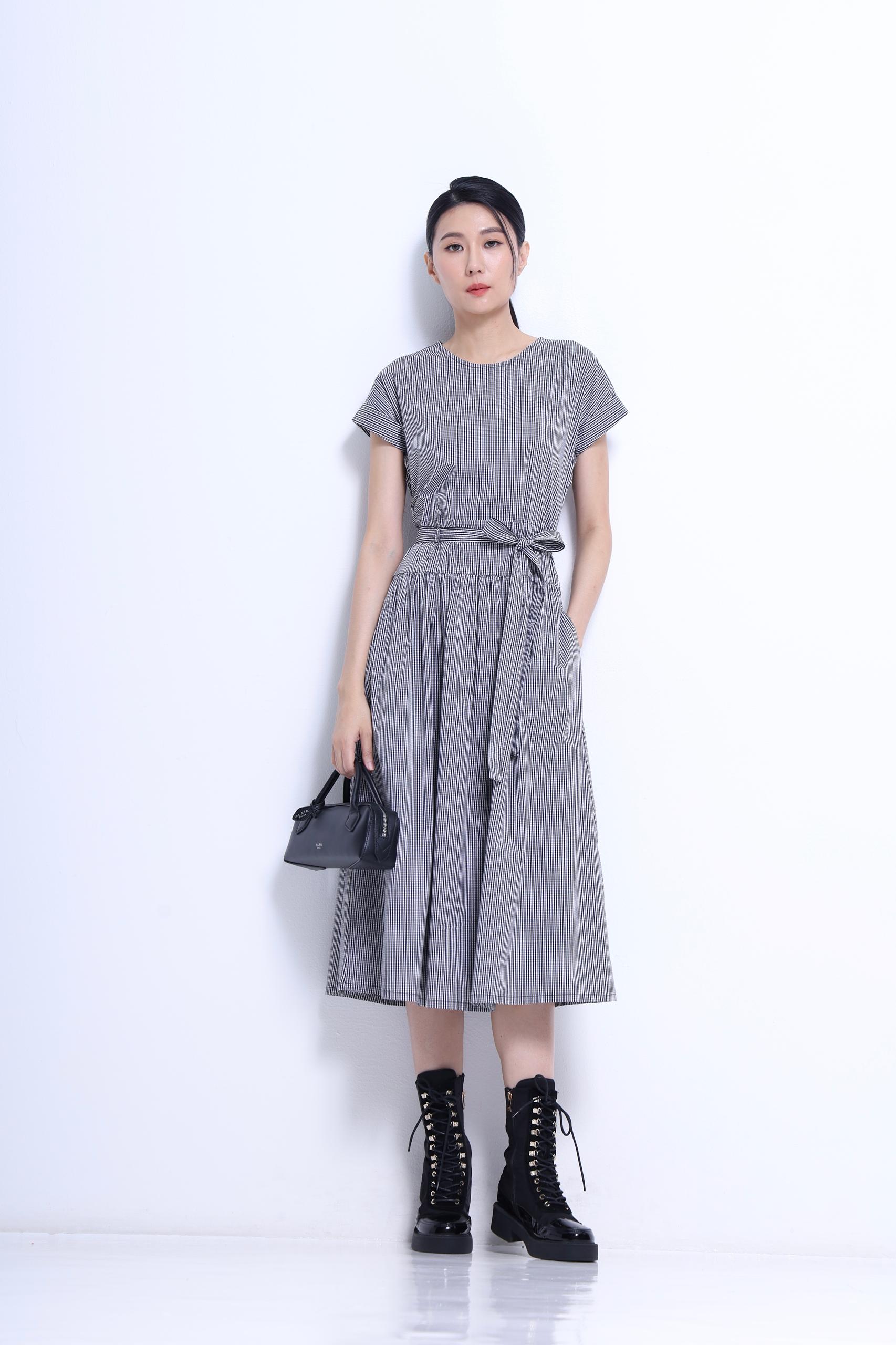 CD2157 ROUND NECK TIERED FLARE MIDI DRESS